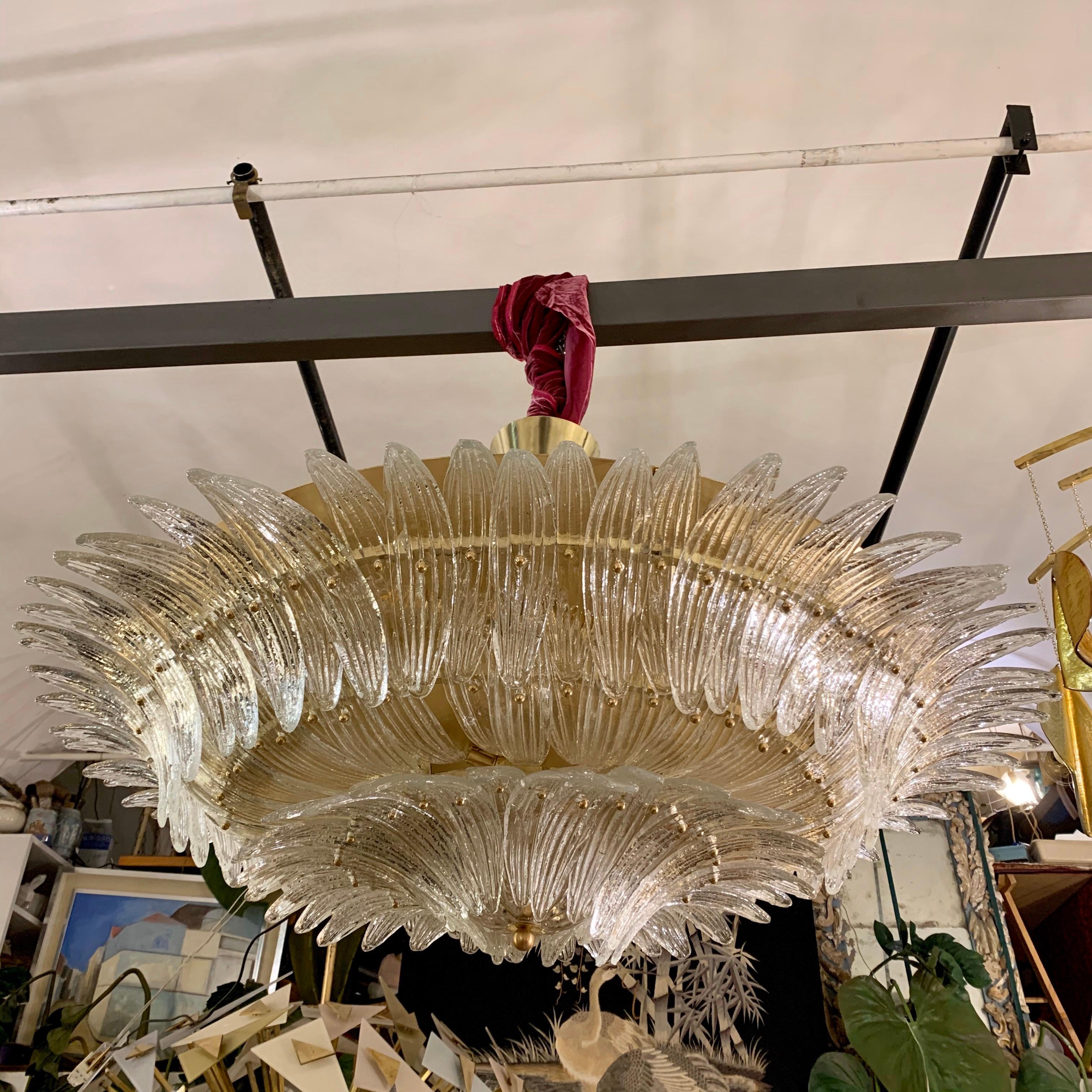 Murano Round Chandelier with Clear Glass Leaves, Brass Structure, 1950s 6