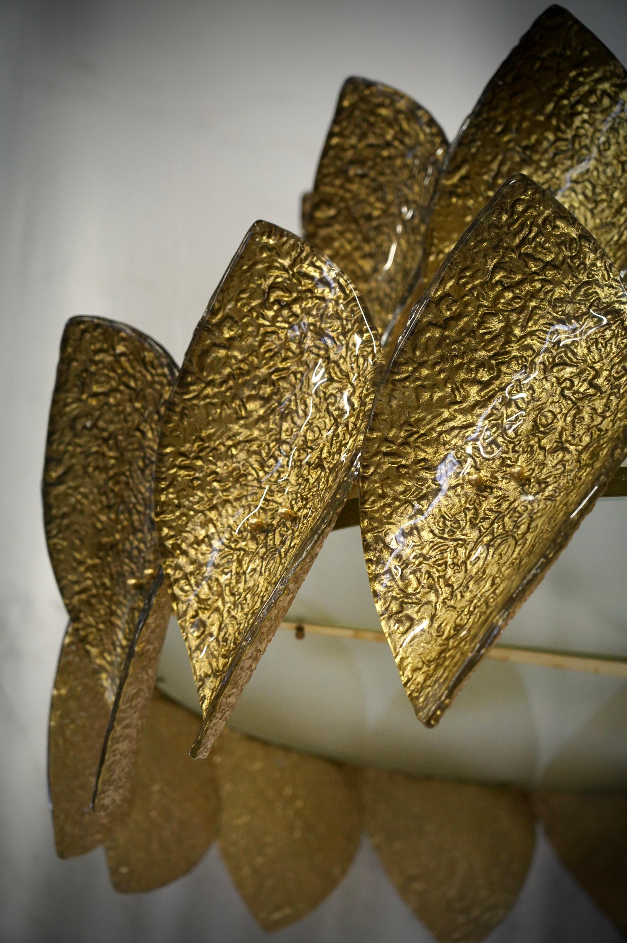 Lustre et pendentif d'art rond de Murano en verre doré et laiton du milieu du siècle dernier, 2000 Bon état - En vente à Rome, IT
