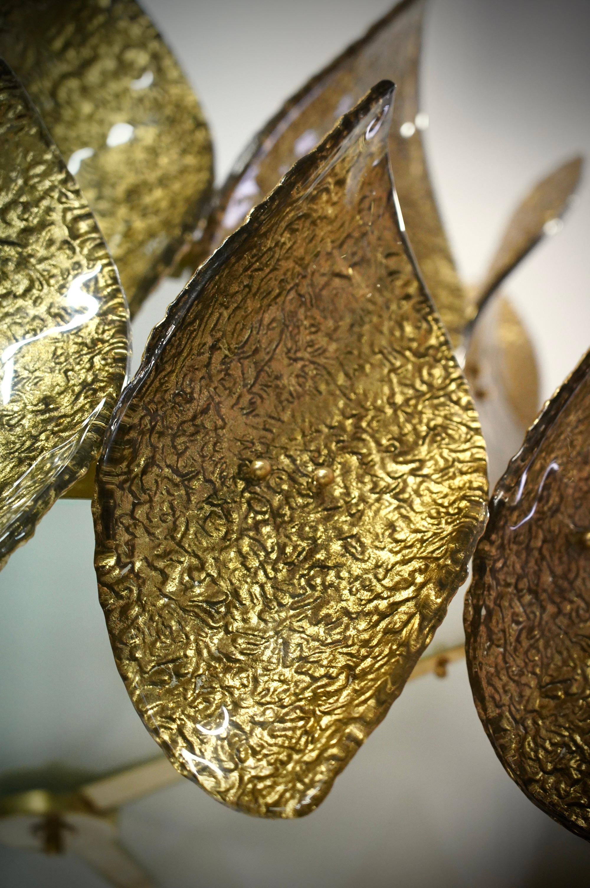Lustre et pendentif d'art rond de Murano en verre doré et laiton du milieu du siècle dernier, 2000 en vente 1