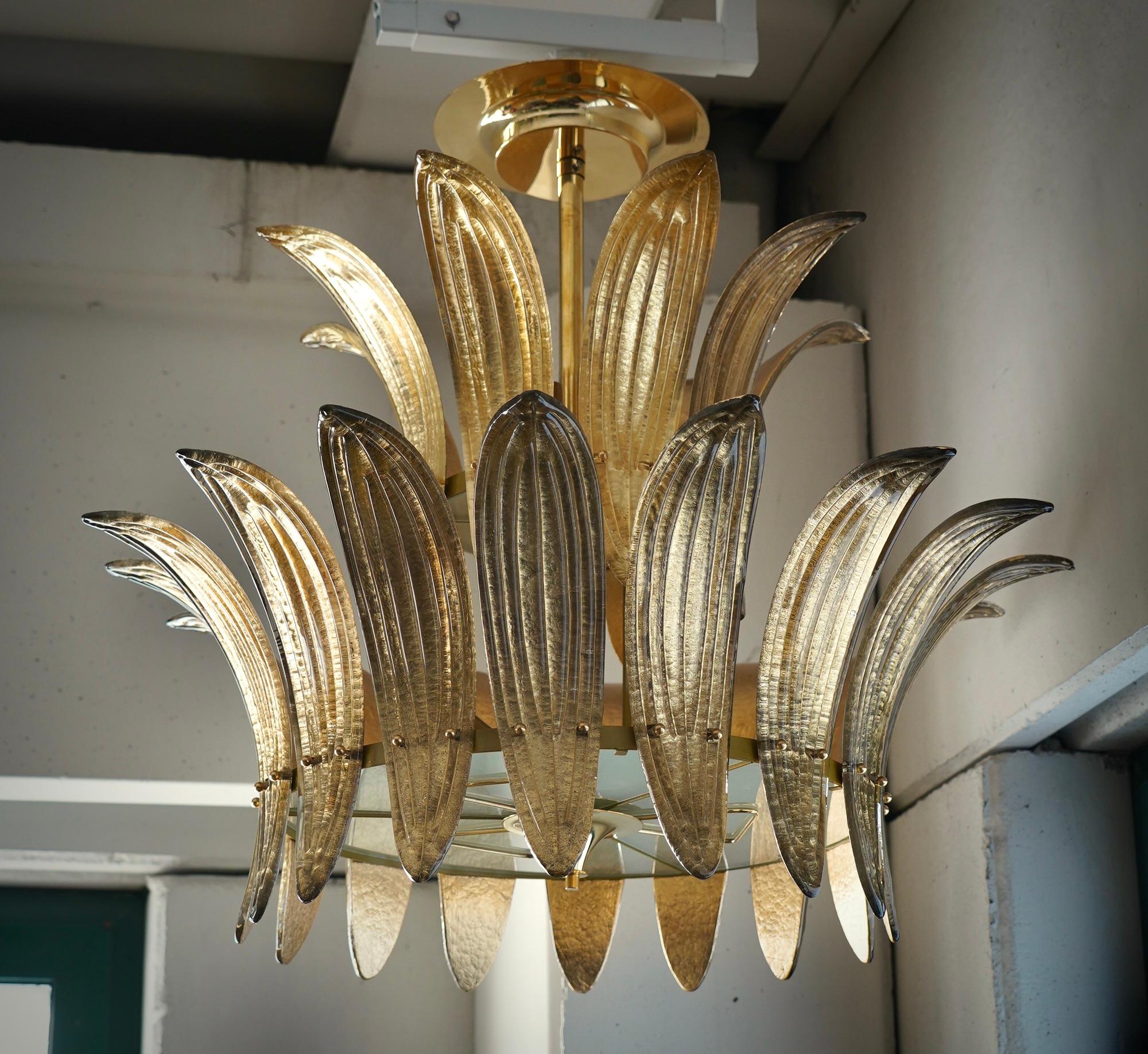 Murano-Kronleuchter und Hängeleuchte aus rundem Gold-Kunstglas und Messing aus der Mitte des Jahrhunderts, 2020 (Moderne der Mitte des Jahrhunderts) im Angebot