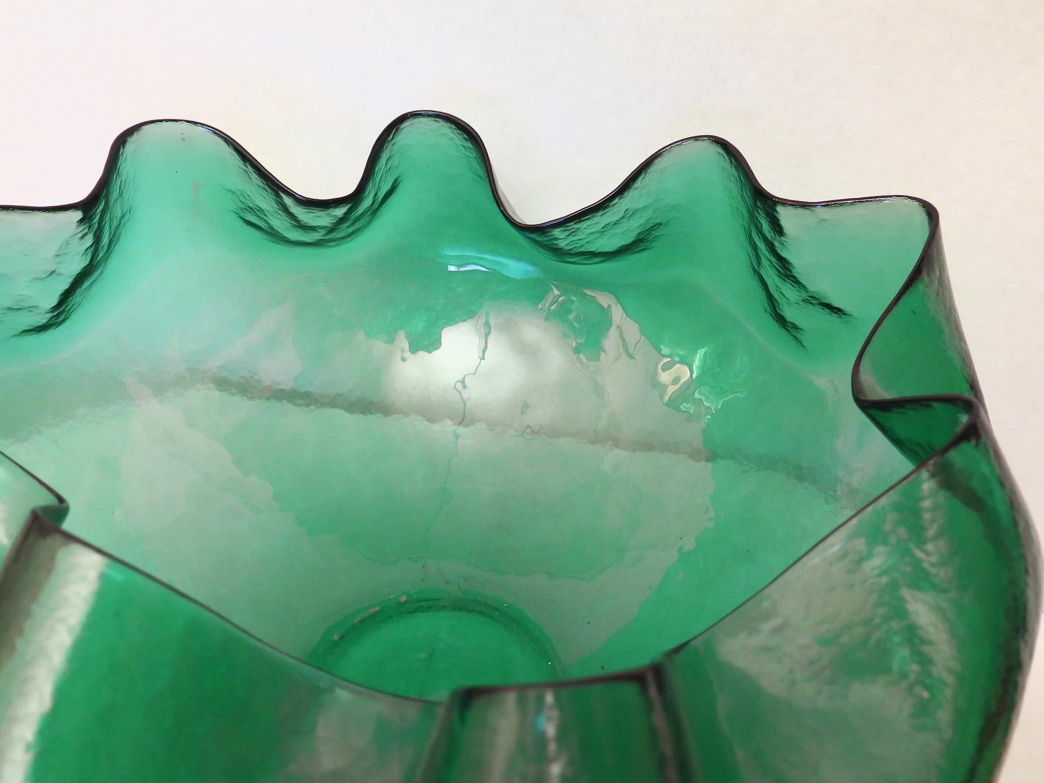 Runde Vase aus grünem Kunstglas und mundgeblasenem italienischen Glas aus Murano:: 1980 10