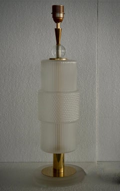 Murano Round Ice White Art Glass and Brass Art Deco Table Lamp, 2020