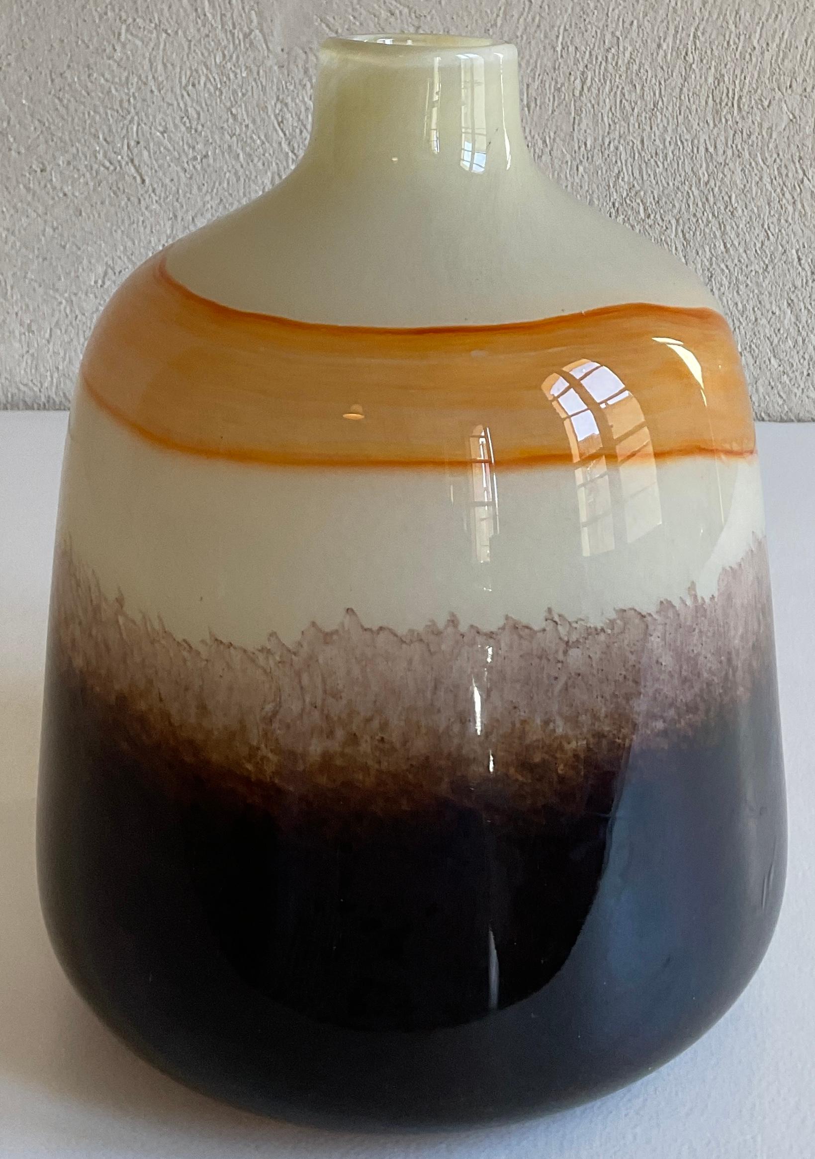 Murano-Blumenvase aus rundem, mehrfarbigem Kunstglas (Moderne der Mitte des Jahrhunderts) im Angebot