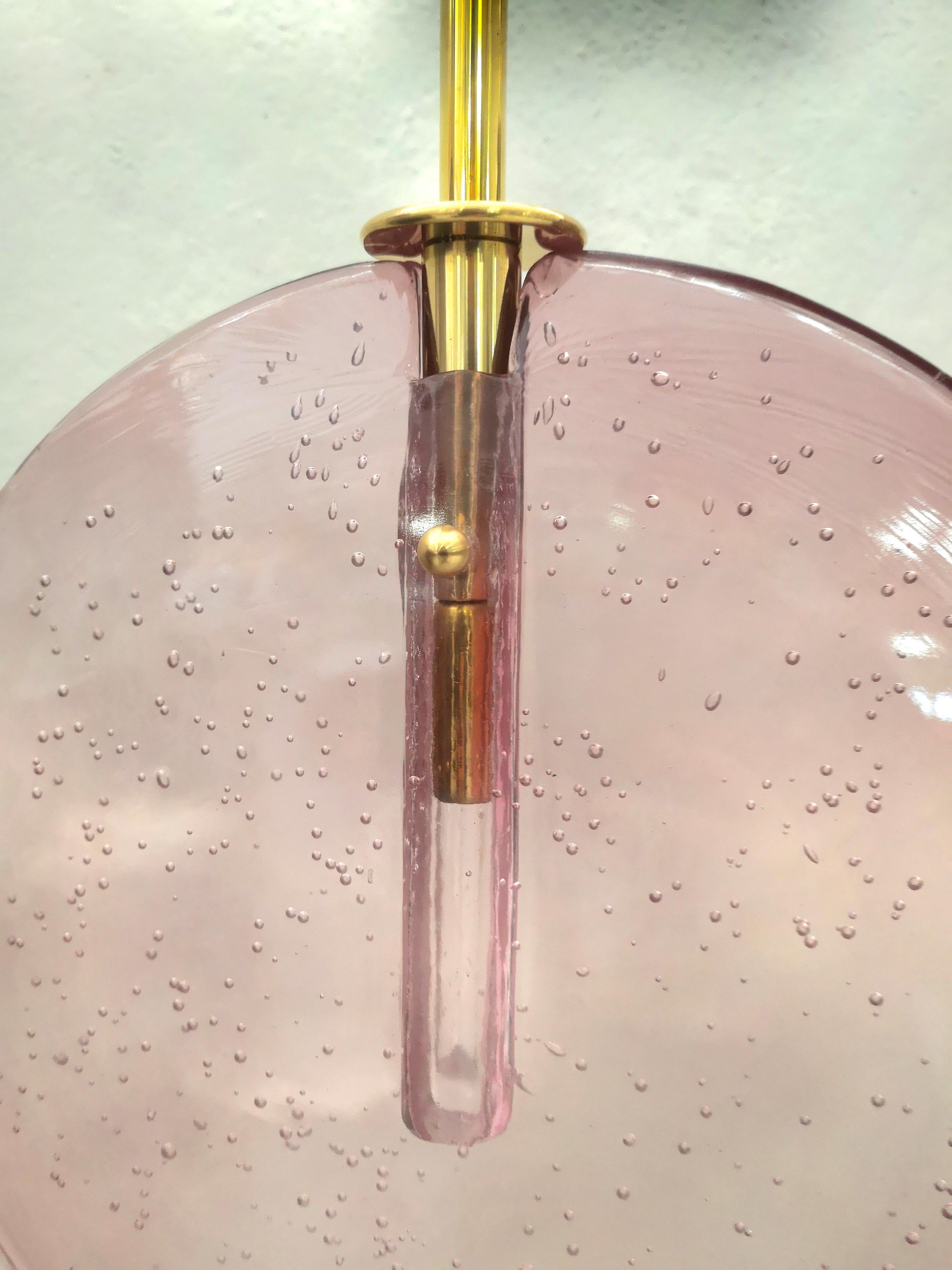 Farol / Araña y Colgante Modernos Redondos de Murano en Cristal Rosa y Latón, 2020 Siglo XXI y contemporáneo en venta