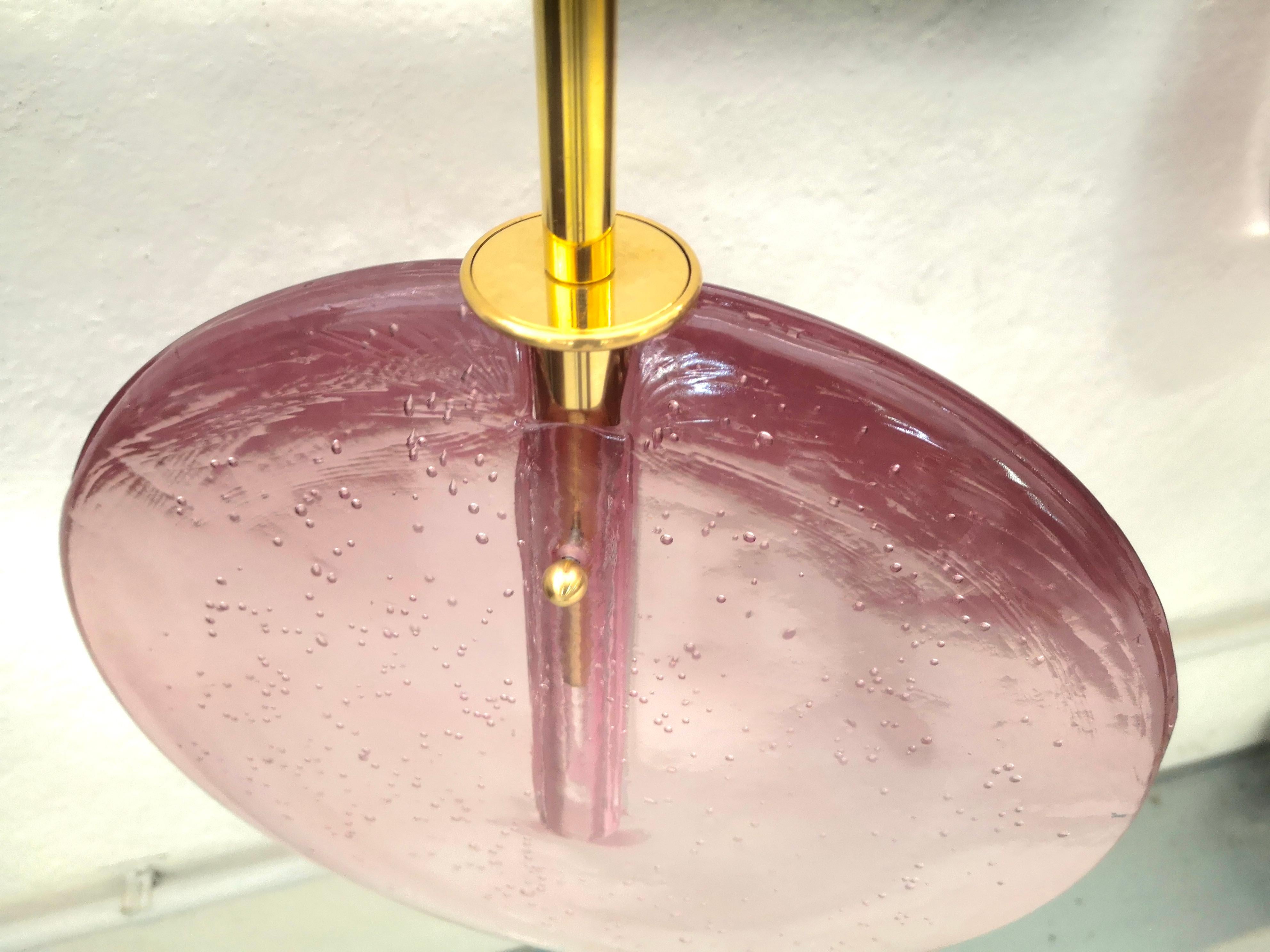 Farol / Araña y Colgante Modernos Redondos de Murano en Cristal Rosa y Latón, 2020 en venta 1
