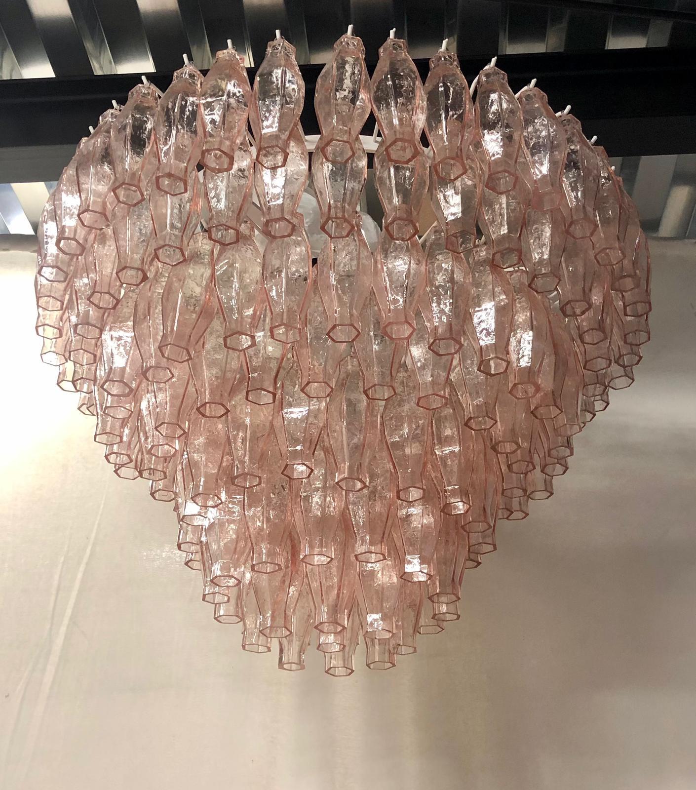 Italian Murano Round Pink Polyhedra Mid-Century Chandelier and Pendant, 1970 For Sale