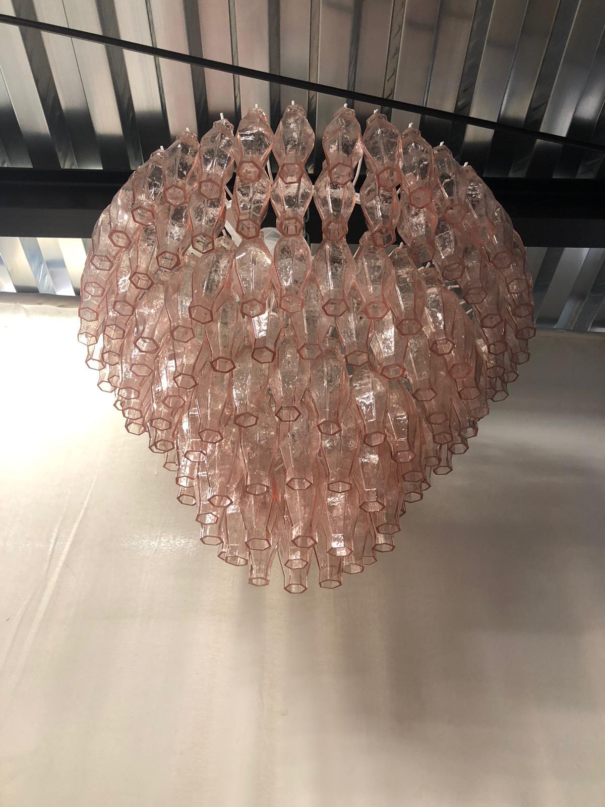 Late 20th Century Murano Round Pink Polyhedra Mid-Century Chandelier and Pendant, 1970 For Sale
