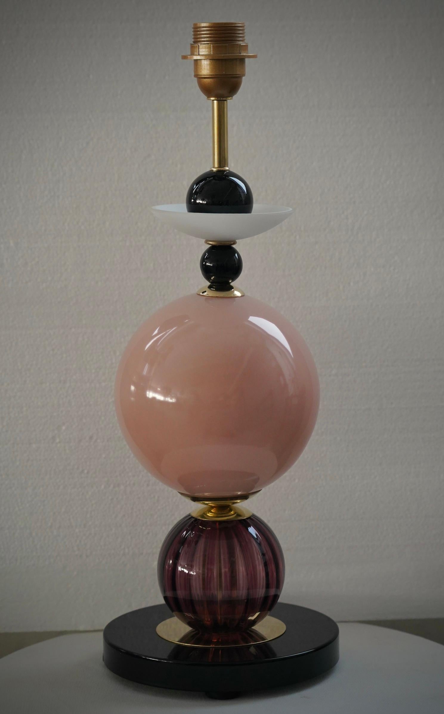 Murano Round Pink Violet and Black Art Glass and Brass Table Lamp, 2020 For Sale 2