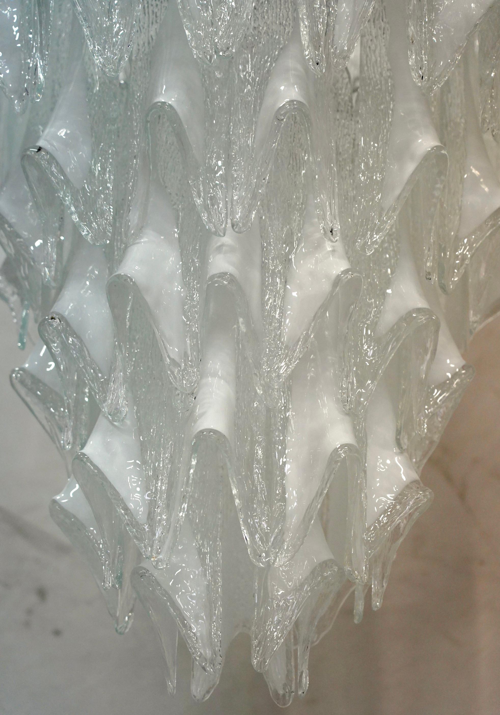 Lustre et pendentif rond de Murano de couleur blanche transparente du milieu du siècle dernier, 2000 en vente 1
