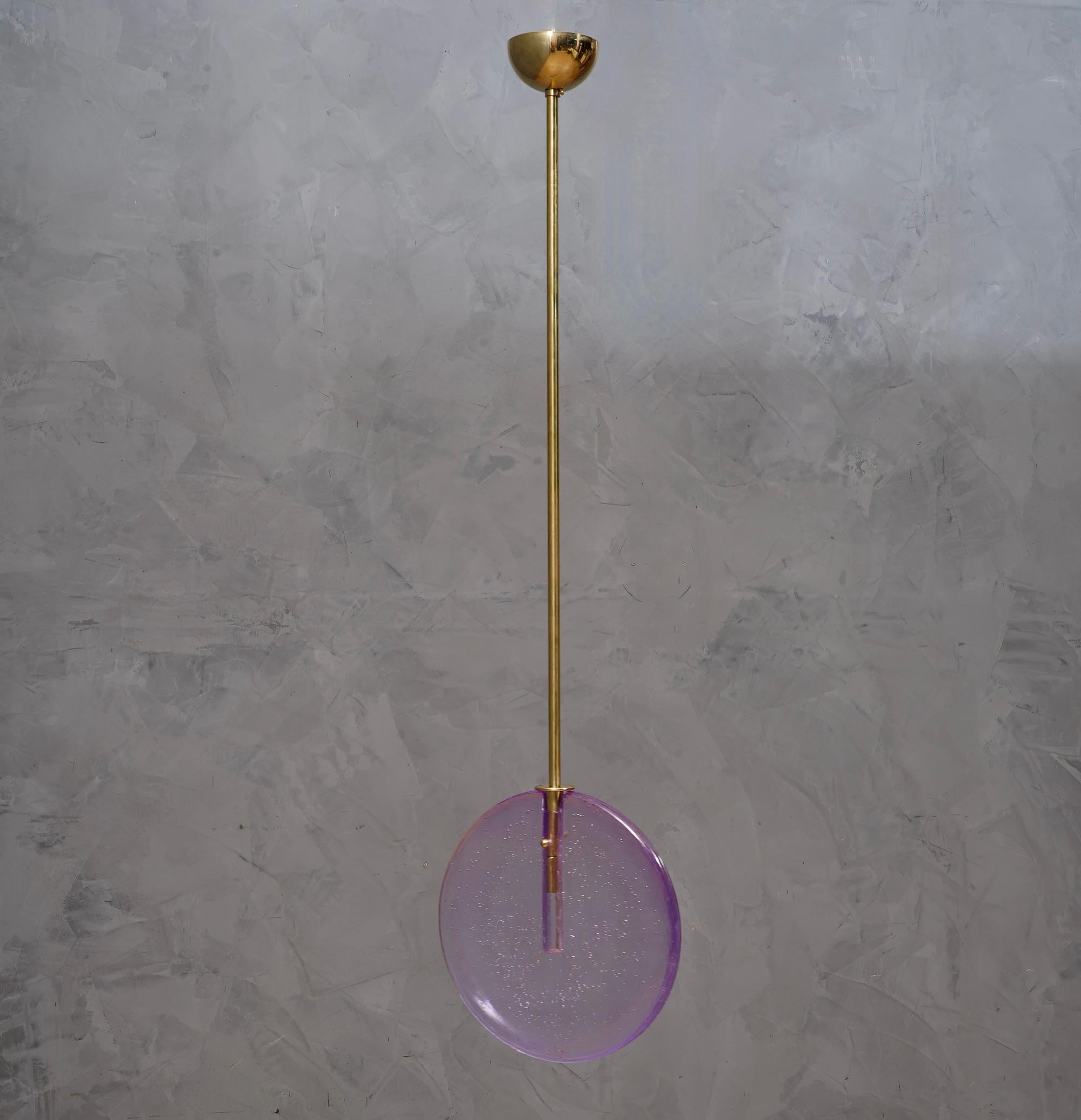 Very special Murano glass lanterns, stylish and elegant, their design truly unique in their kind. Beautiful coloring.

The lantern is composed of a brass stem where a system for a G9 bulb has been inserted; this implant for the G9 bulb is inserted