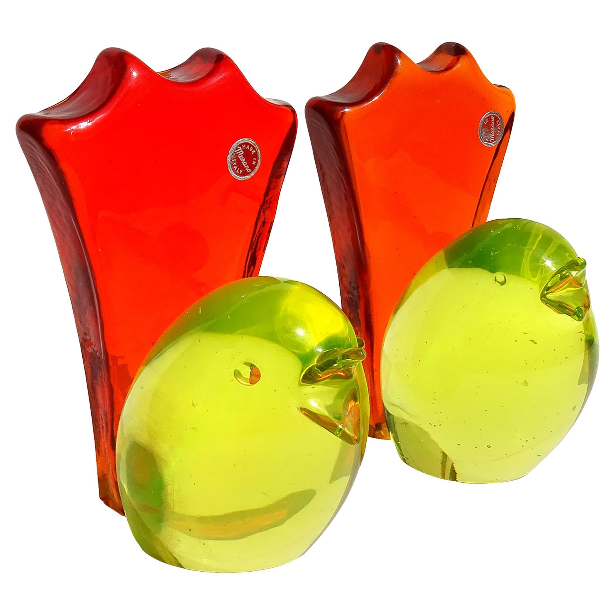 Murano Salviati Glowing Uranium Art Glass Italian Bird Bookend Sculptures For Sale
