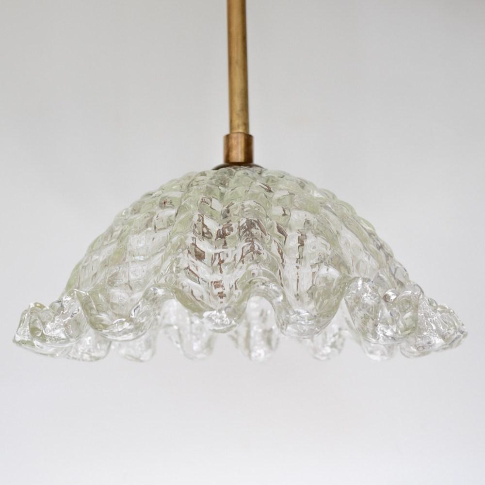 Murano Scalloped Glass Pendant Light In Good Condition For Sale In Los Angeles, CA