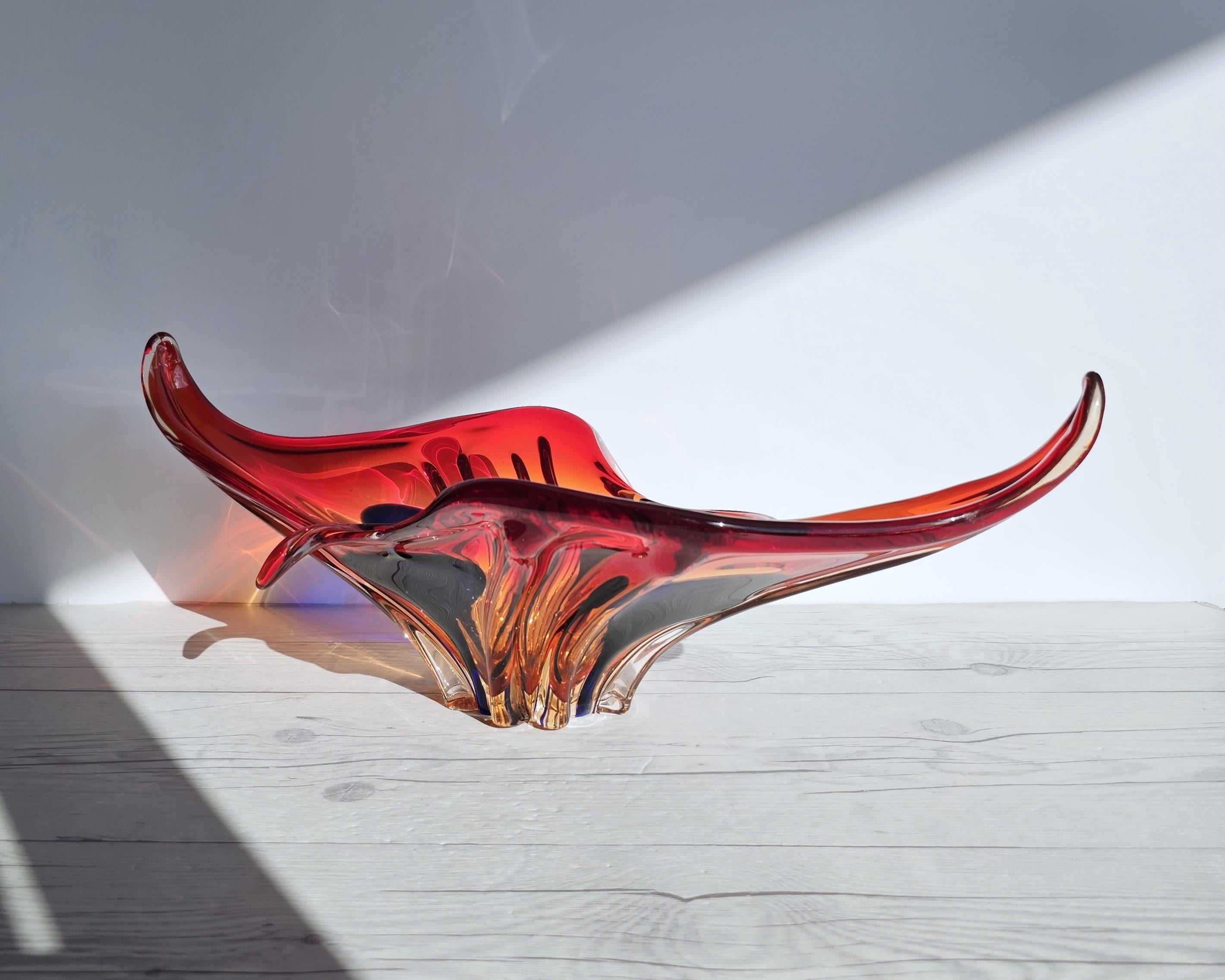 Art Glass Murano, Scarlet Candy, Amber and Midnight Blue Palette, Splash Bowl Centrepiece