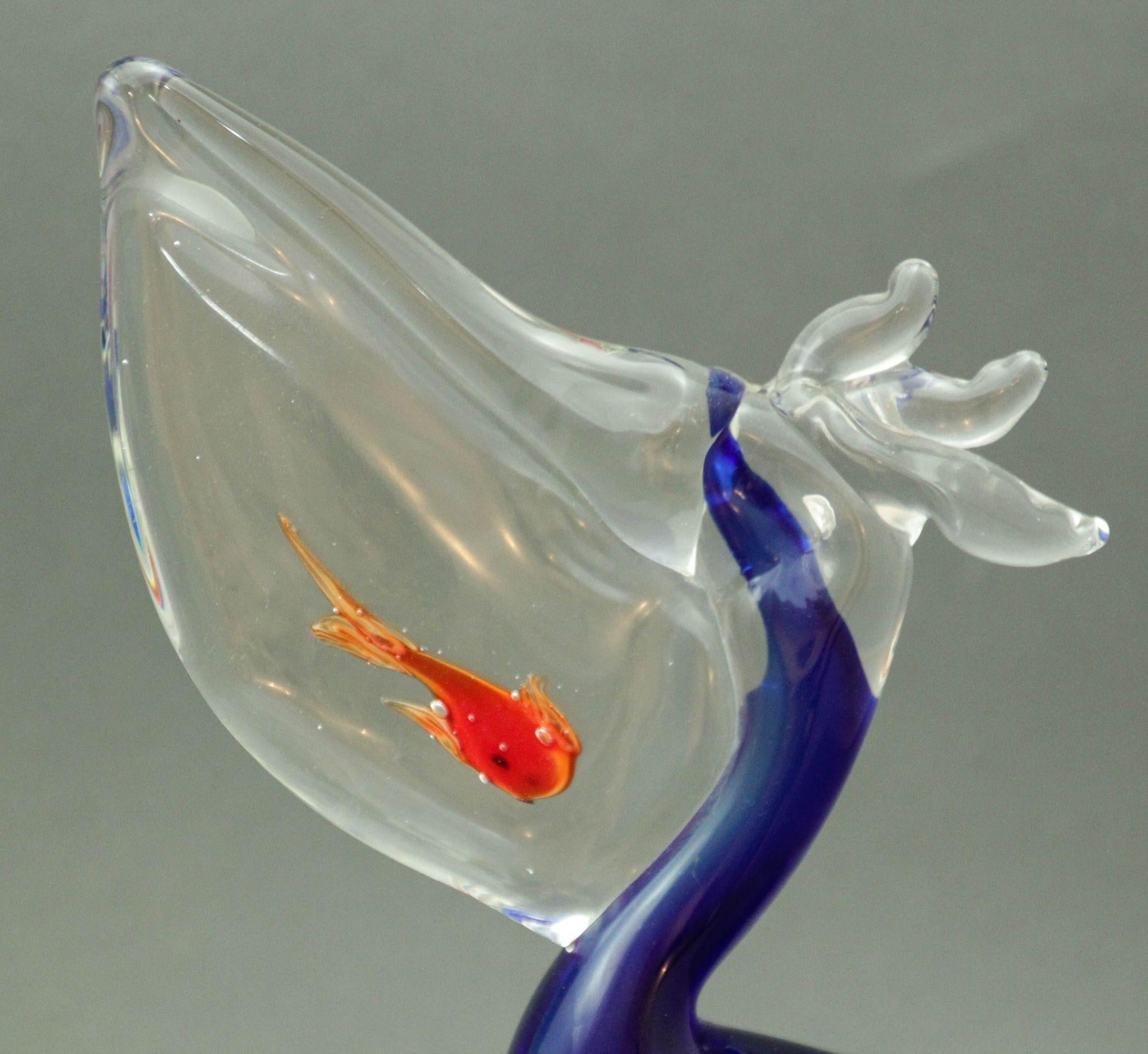 20th Century Murano Sculpture Hand Blown Glass Pelican with Goldfish Italian Design 1960s