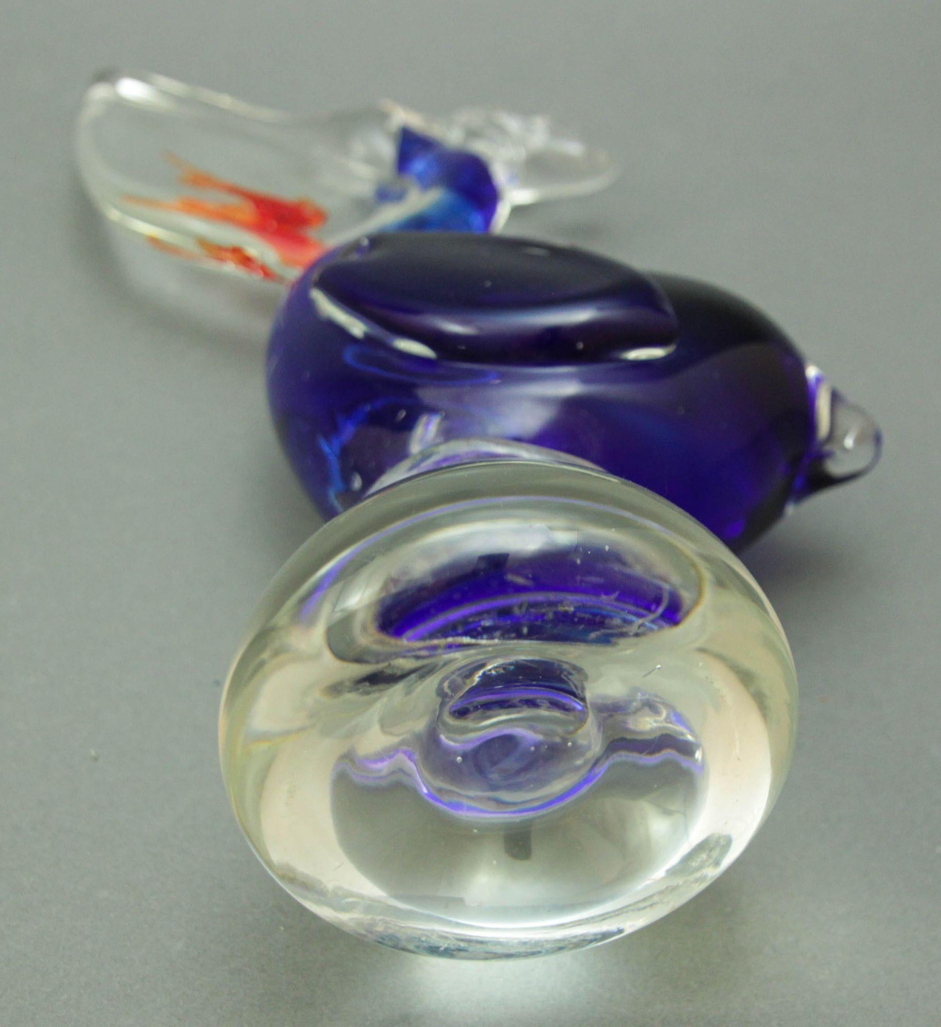 Murano Sculpture Hand Blown Glass Pelican with Goldfish Italian Design 1960s 2