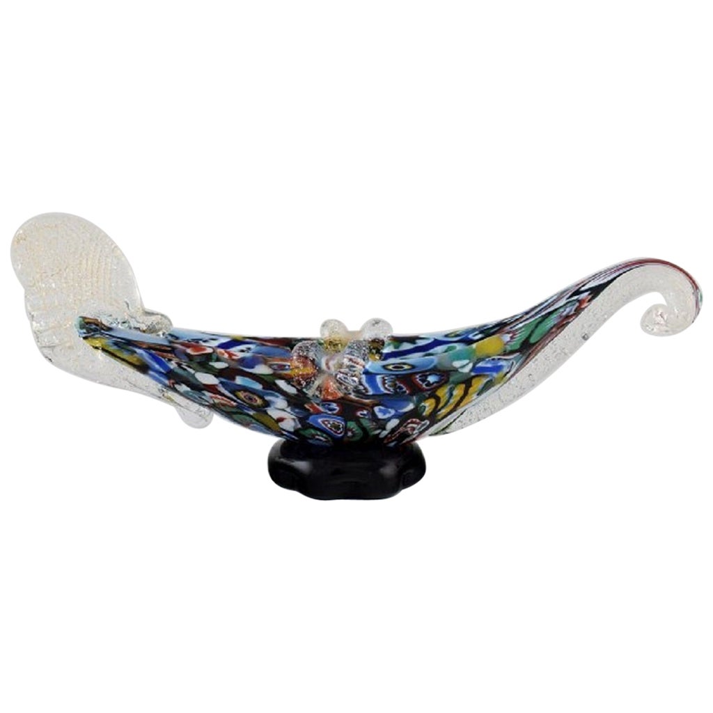 Sculpture de Murano en verre d'art polychrome soufflé à la bouche. Gondola, conception italienne en vente