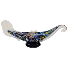 Sculpture de Murano en verre d'art polychrome soufflé à la bouche. Gondola, conception italienne