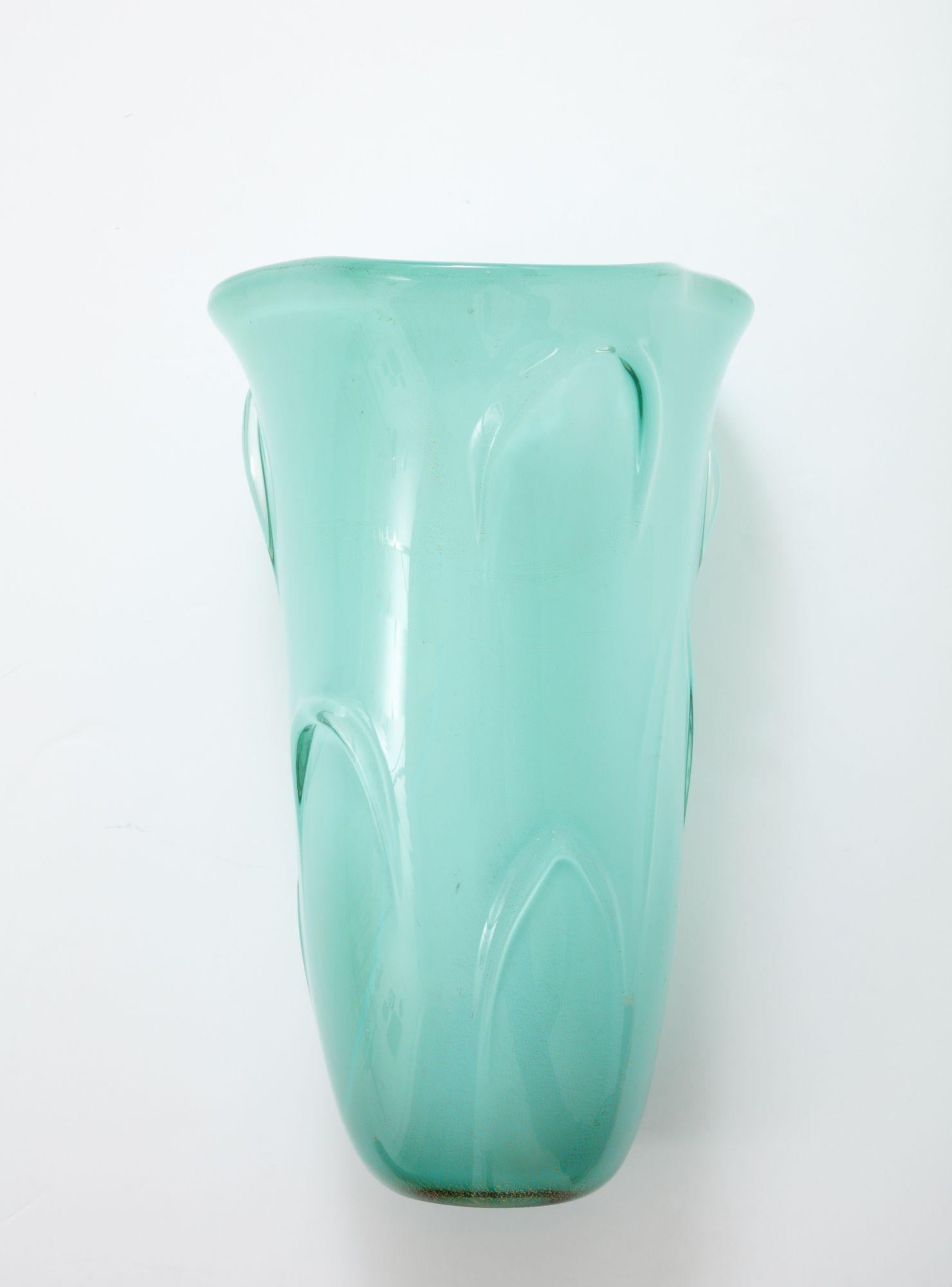 Large Mid Century Murano Sea Green Vase Elegant Design For Sale 6