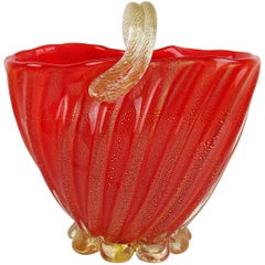 Vaso a cesto di fiori in vetro artistico italiano di Murano Seguso 1950, rosso corallo e chiazze d'oro