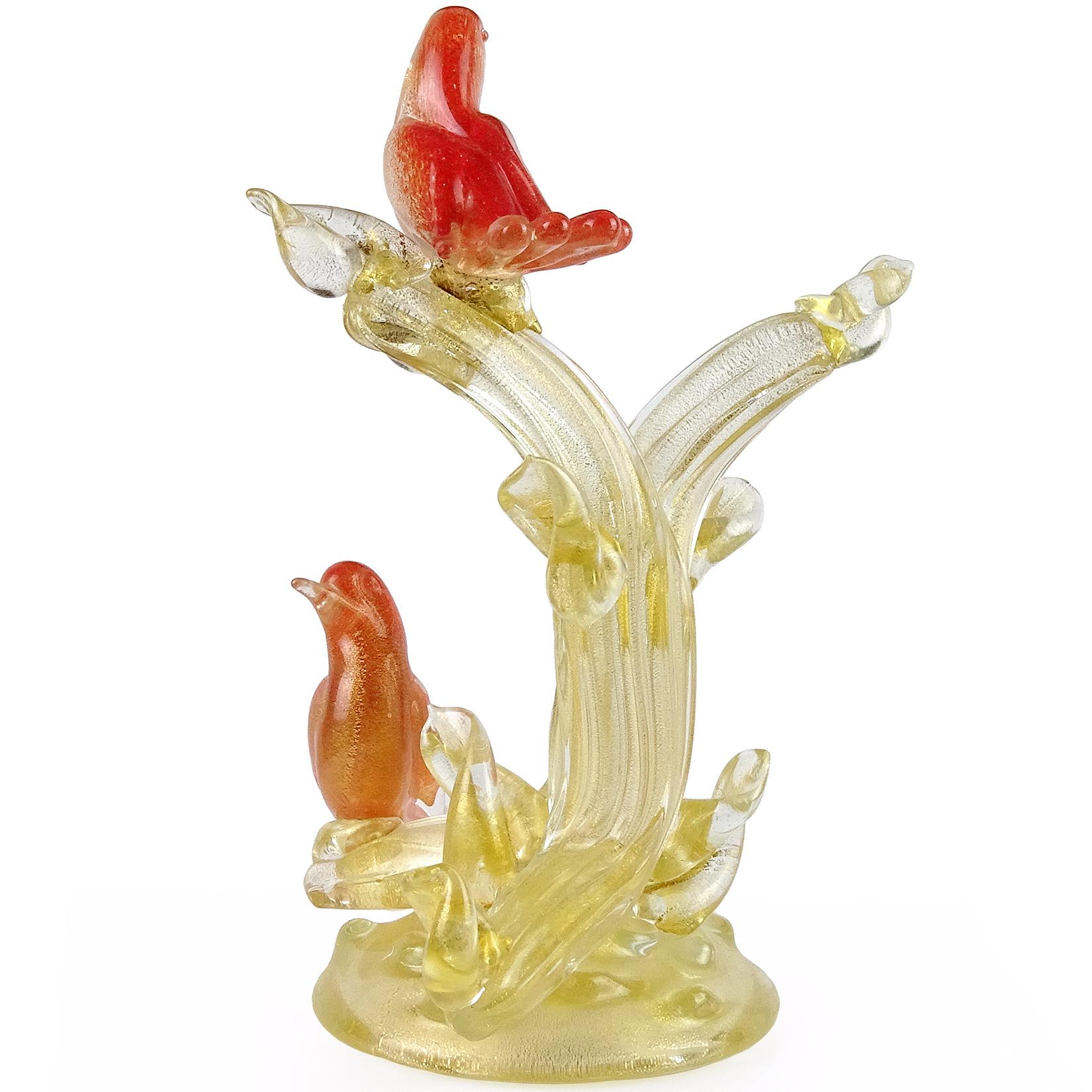 Mid-Century moderno Scultura in vetro artistico di Murano Seguso con uccelli su albero, rosso, arancione e macchie dorate in vendita