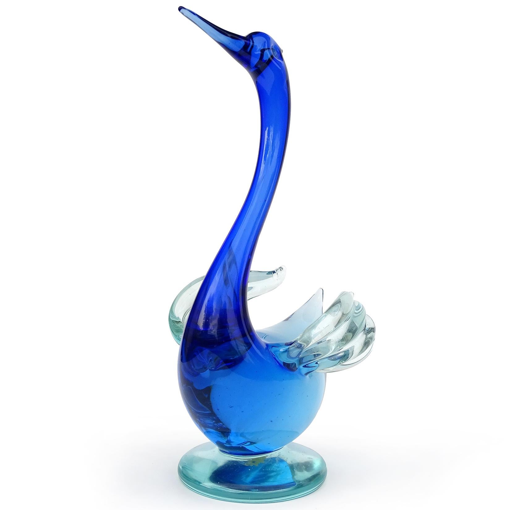 Mid-Century moderno Murano Seguso Vintage Sommerso Blue Art Glass Cigno Uccello Figura Scultura in vendita