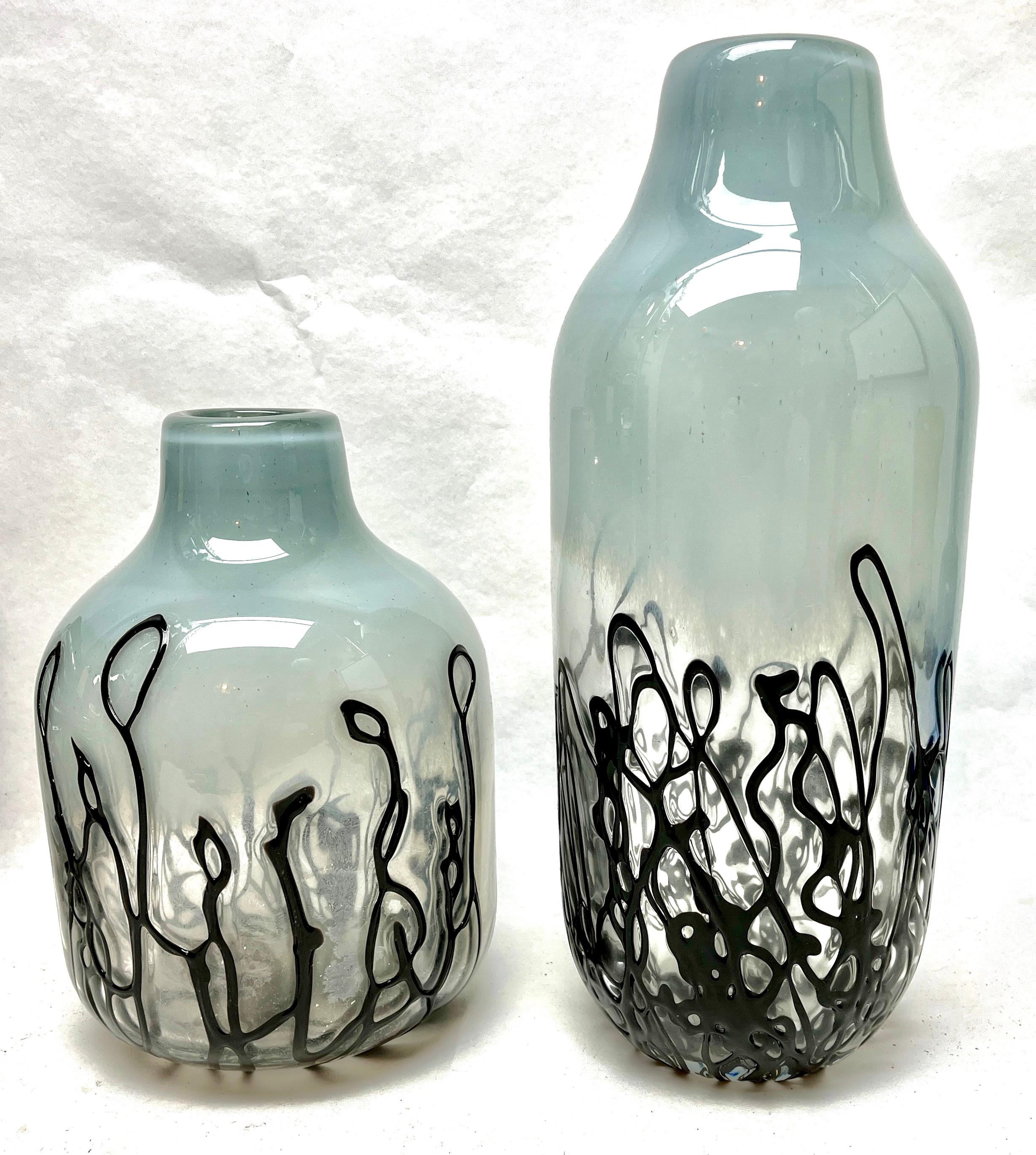 Murano-Vasen-Set, handgefertigt mit gemelzenen Fäden, 1960er Jahre (Moderne der Mitte des Jahrhunderts) im Angebot