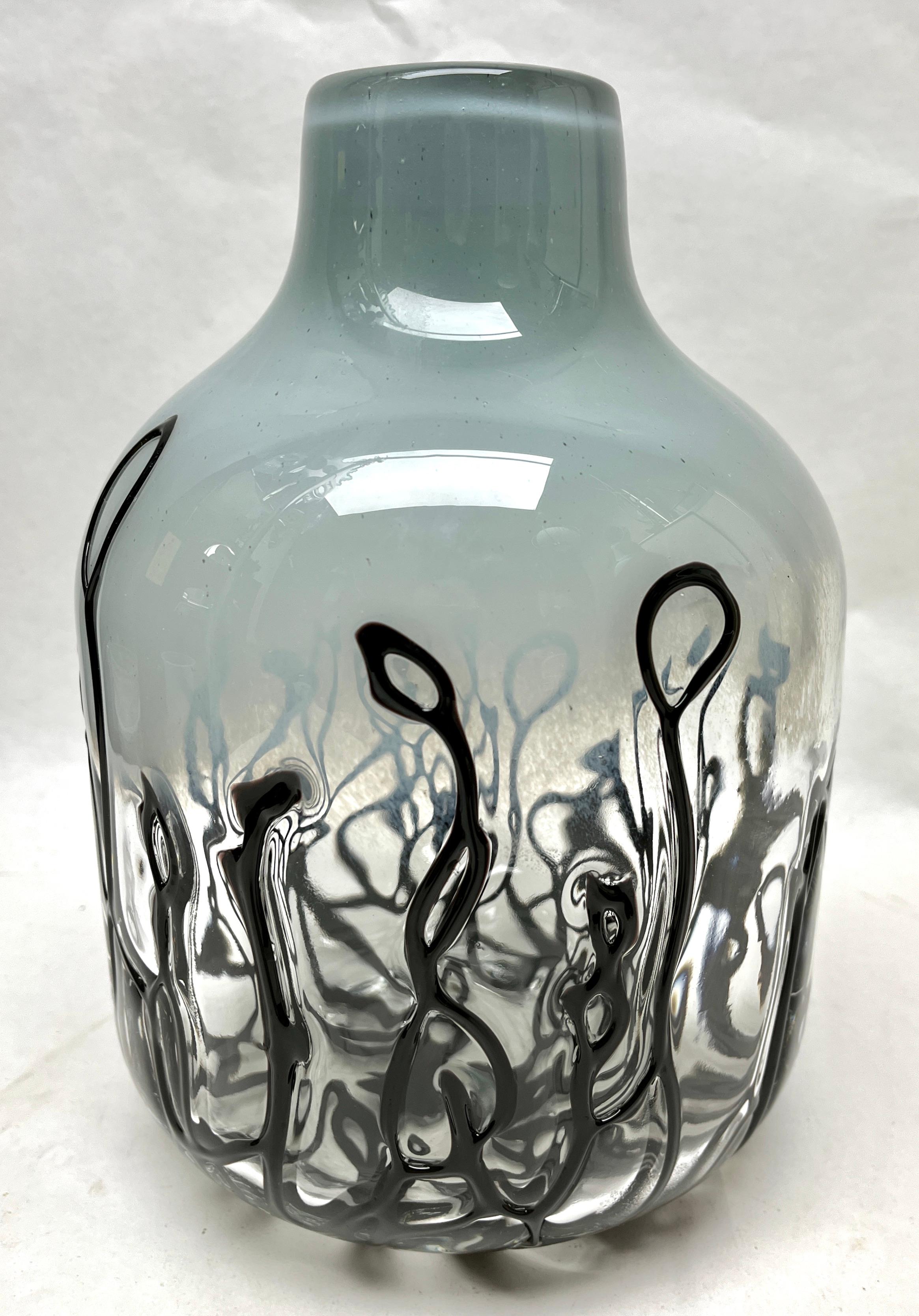 Murano-Vasen-Set, handgefertigt mit gemelzenen Fäden, 1960er Jahre (Mitte des 20. Jahrhunderts) im Angebot