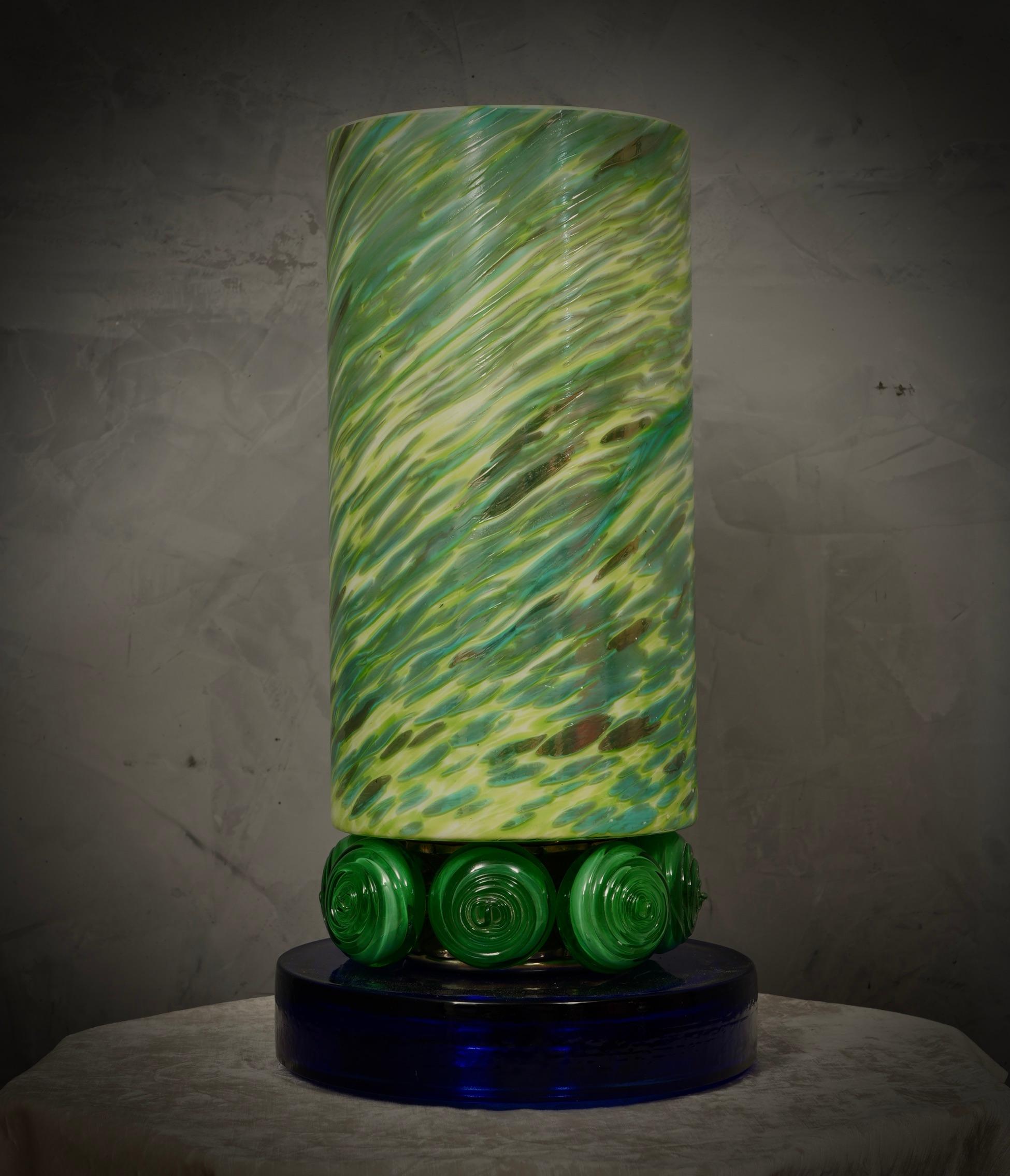Lampe de bureau en verre de Murano à abat-jour vert et bleu, 1980 en vente 3