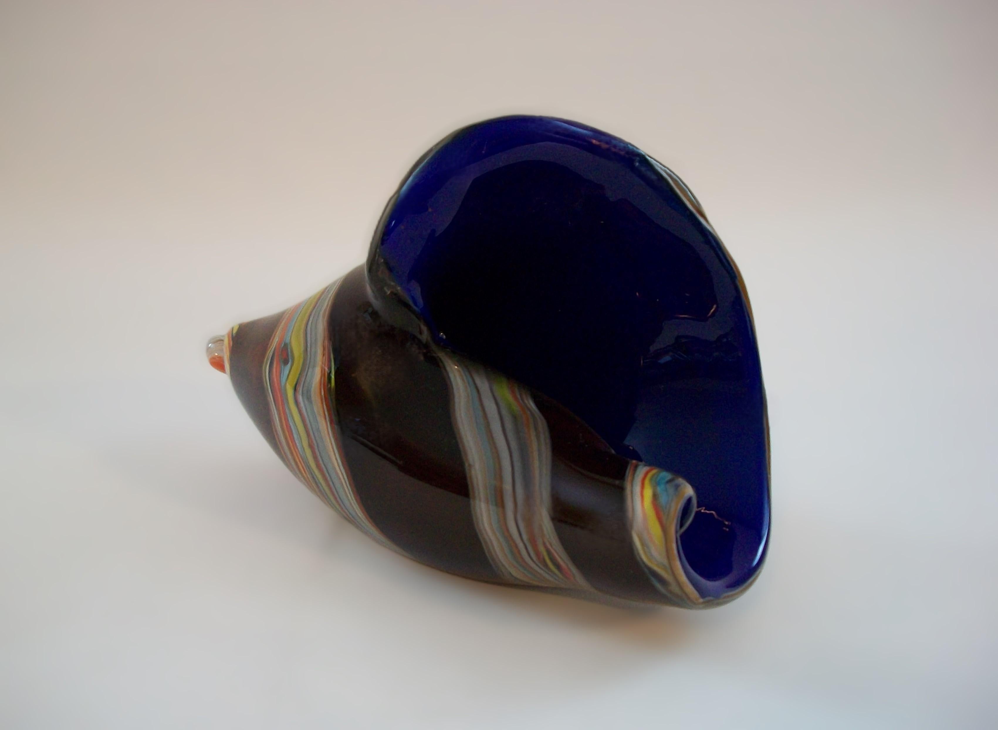 Scultura in vetro a forma di conchiglia di Murano - Non firmata - Italia - Fine XX secolo in vendita 1