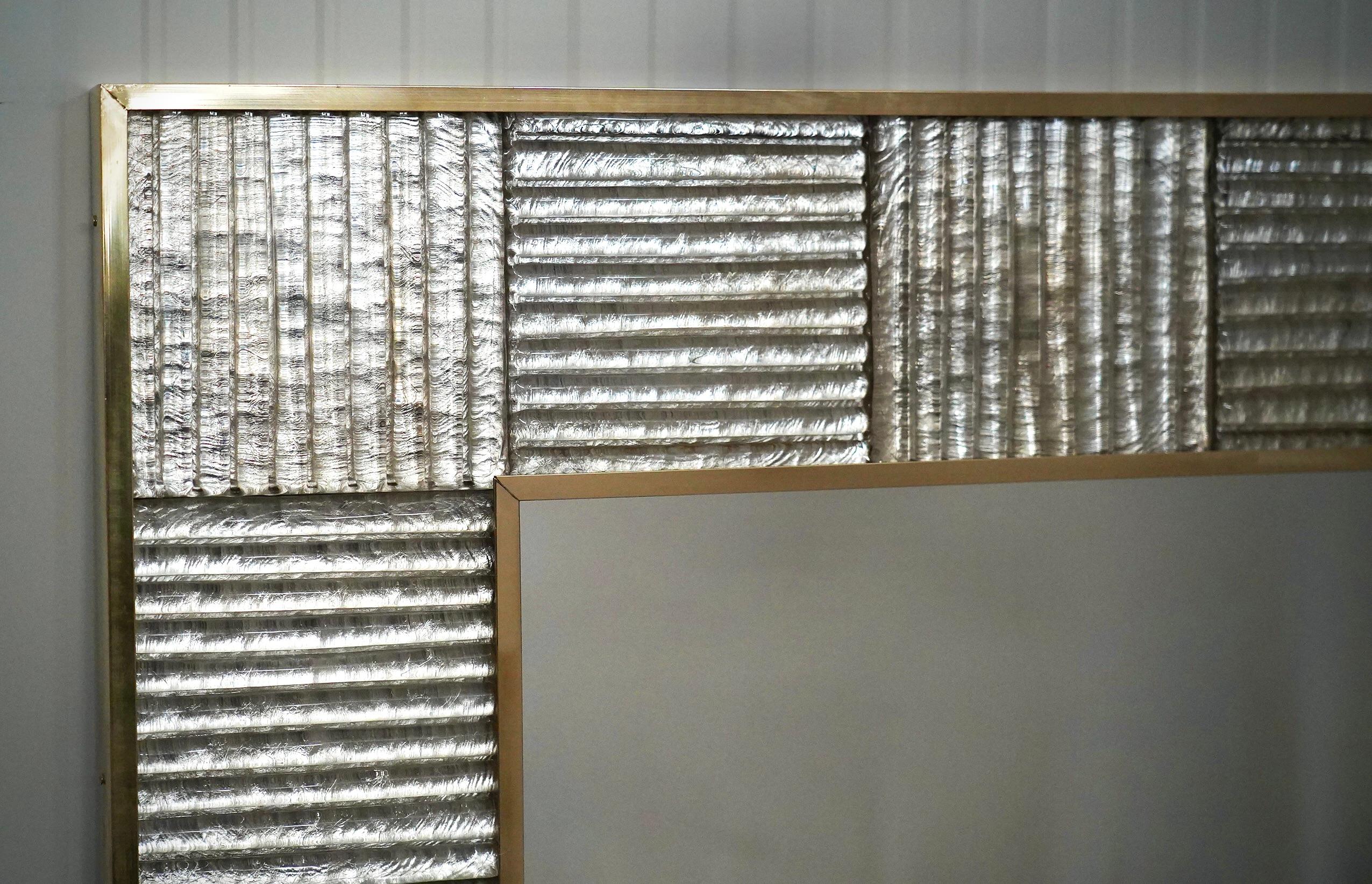 Miroir mural console italien du milieu du siècle en verre d'art et laiton, Murano Silver, 2020 Bon état - En vente à Rome, IT