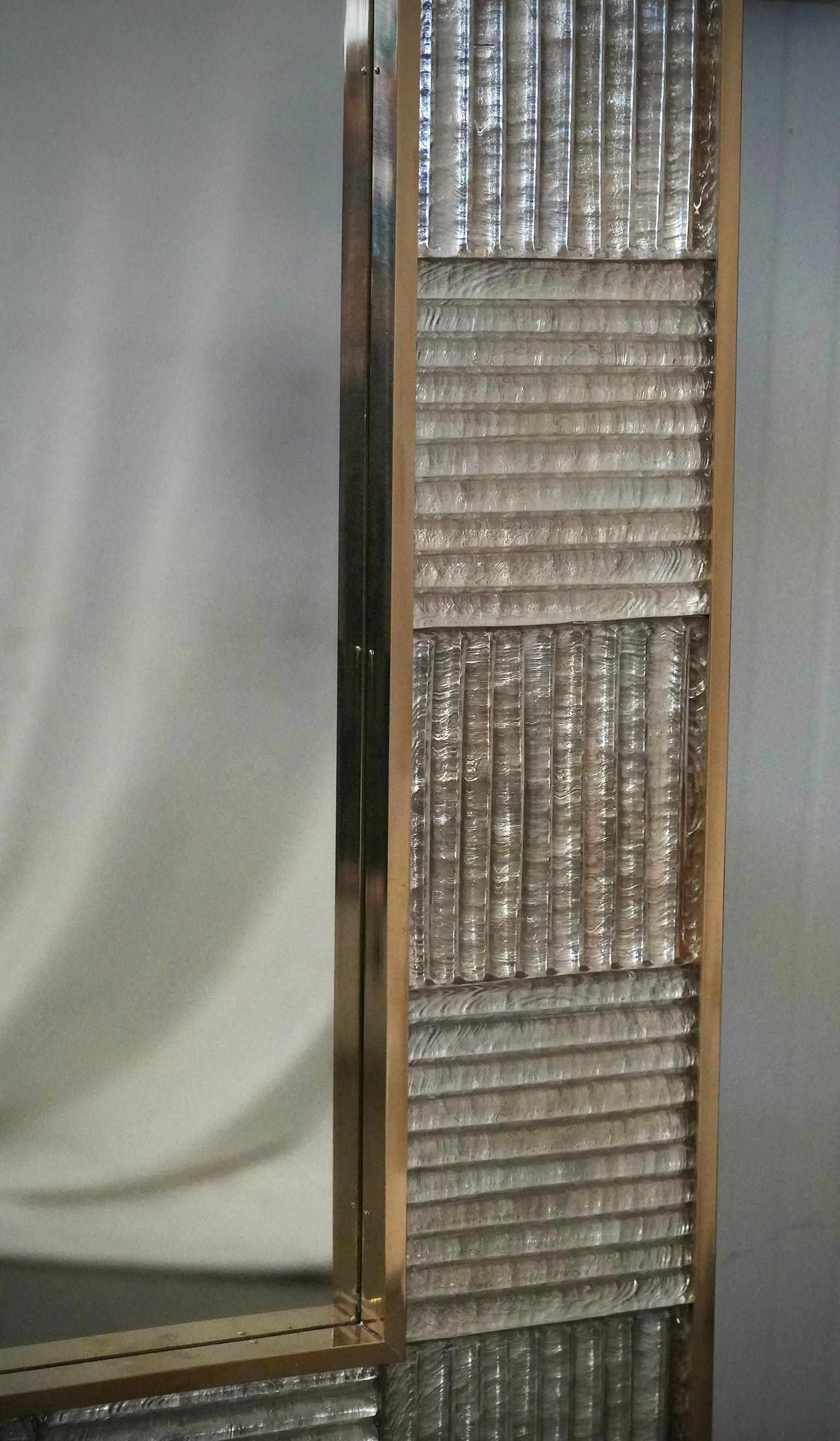 Miroir mural console italien du milieu du siècle en verre d'art et laiton, Murano Silver, 2020 en vente 1