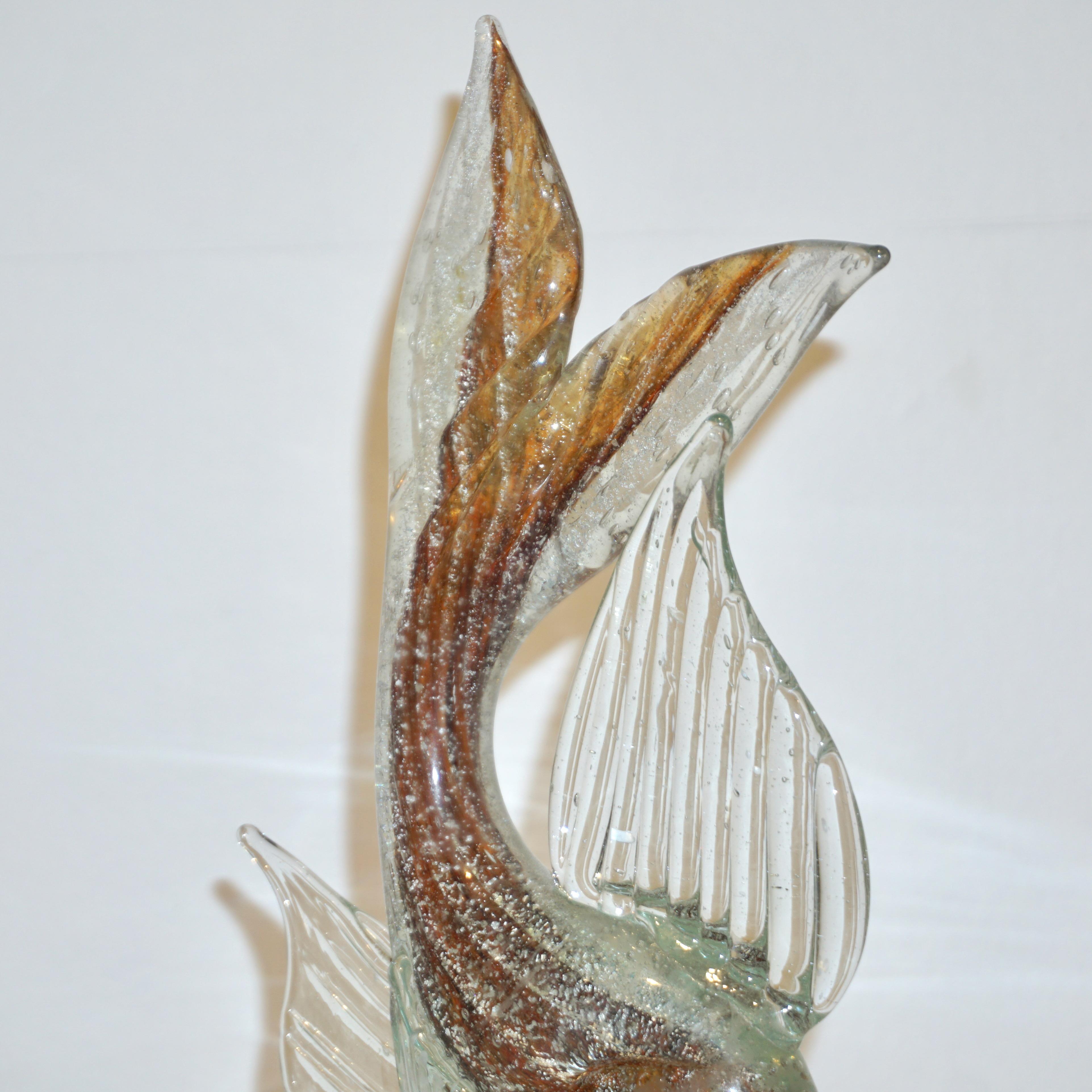 Escultura de pez de cristal artístico Murano Sommerso, ámbar y motas de plata en venta 2