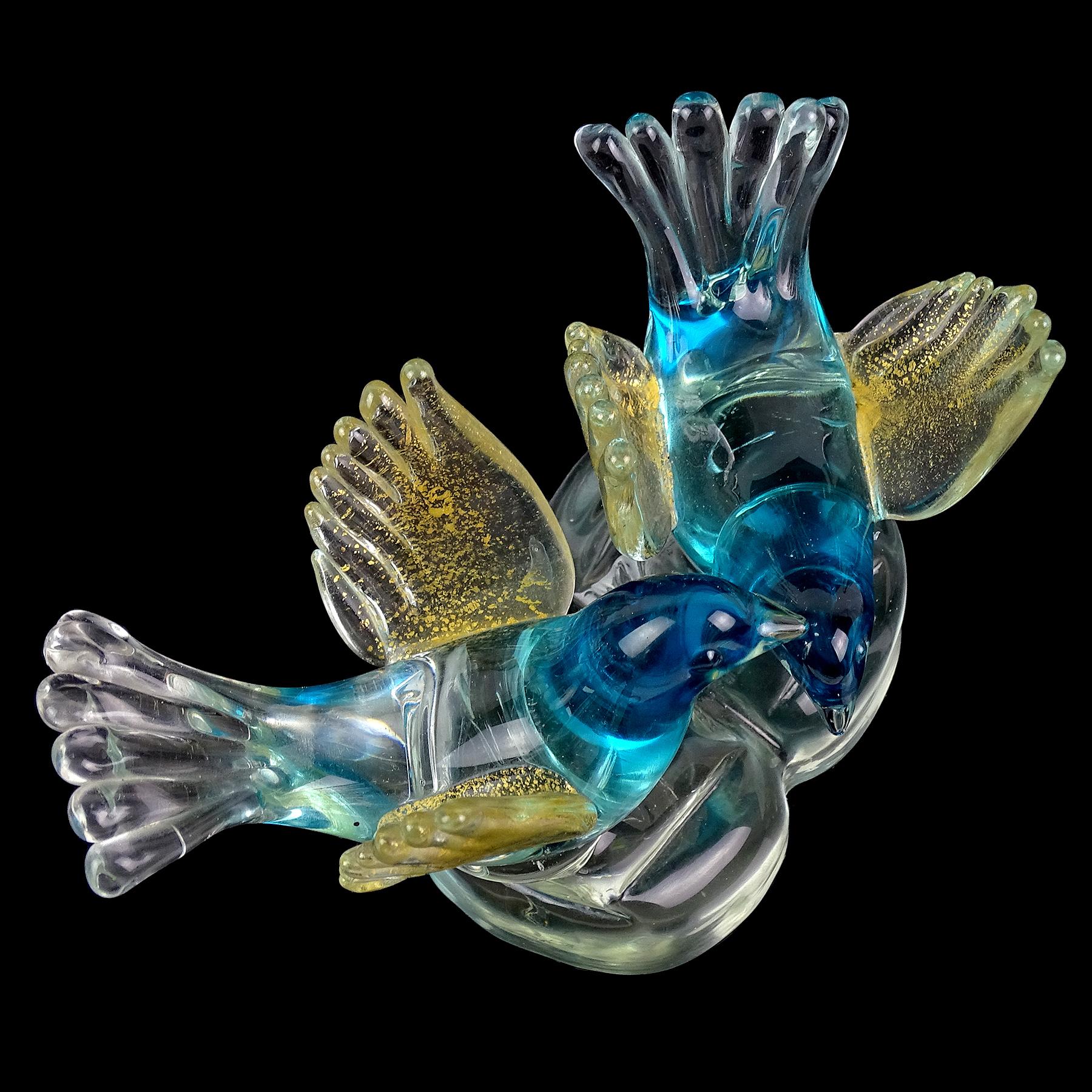 Hand-Crafted Murano Sommerso Aqua Blue Gold Leaf Italian Art Glass Bird Figures Paperweight For Sale
