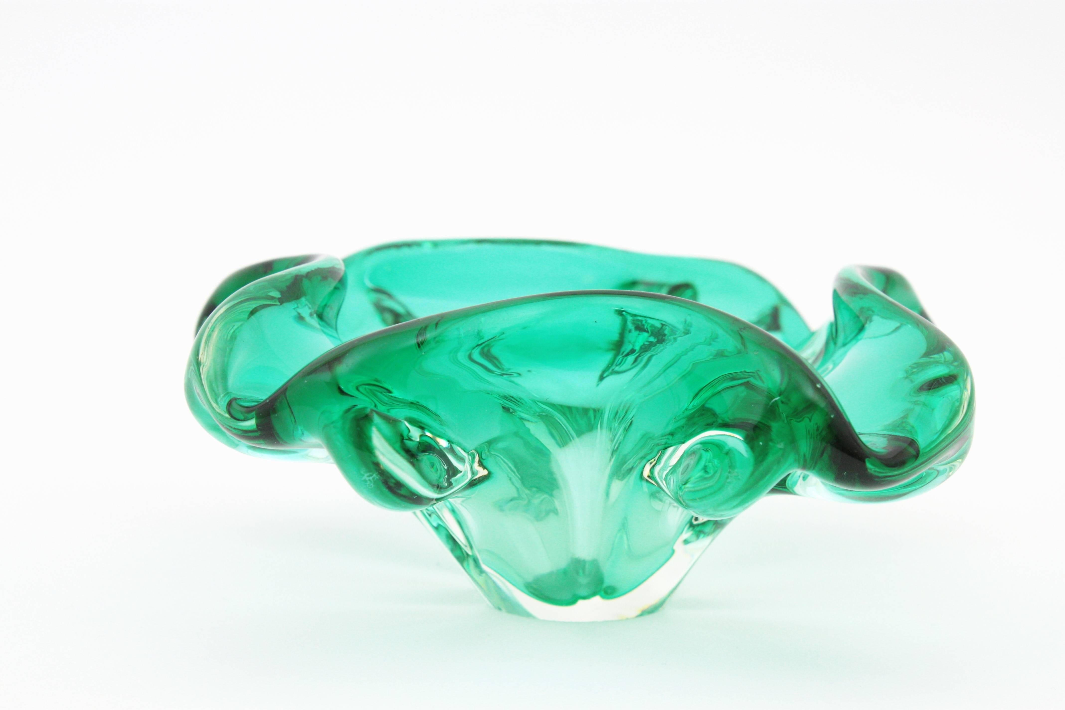Mid-Century Modern Murano Sommerso Aqua Green Art Glass Bowl, Ashtray or Vide-Poche For Sale