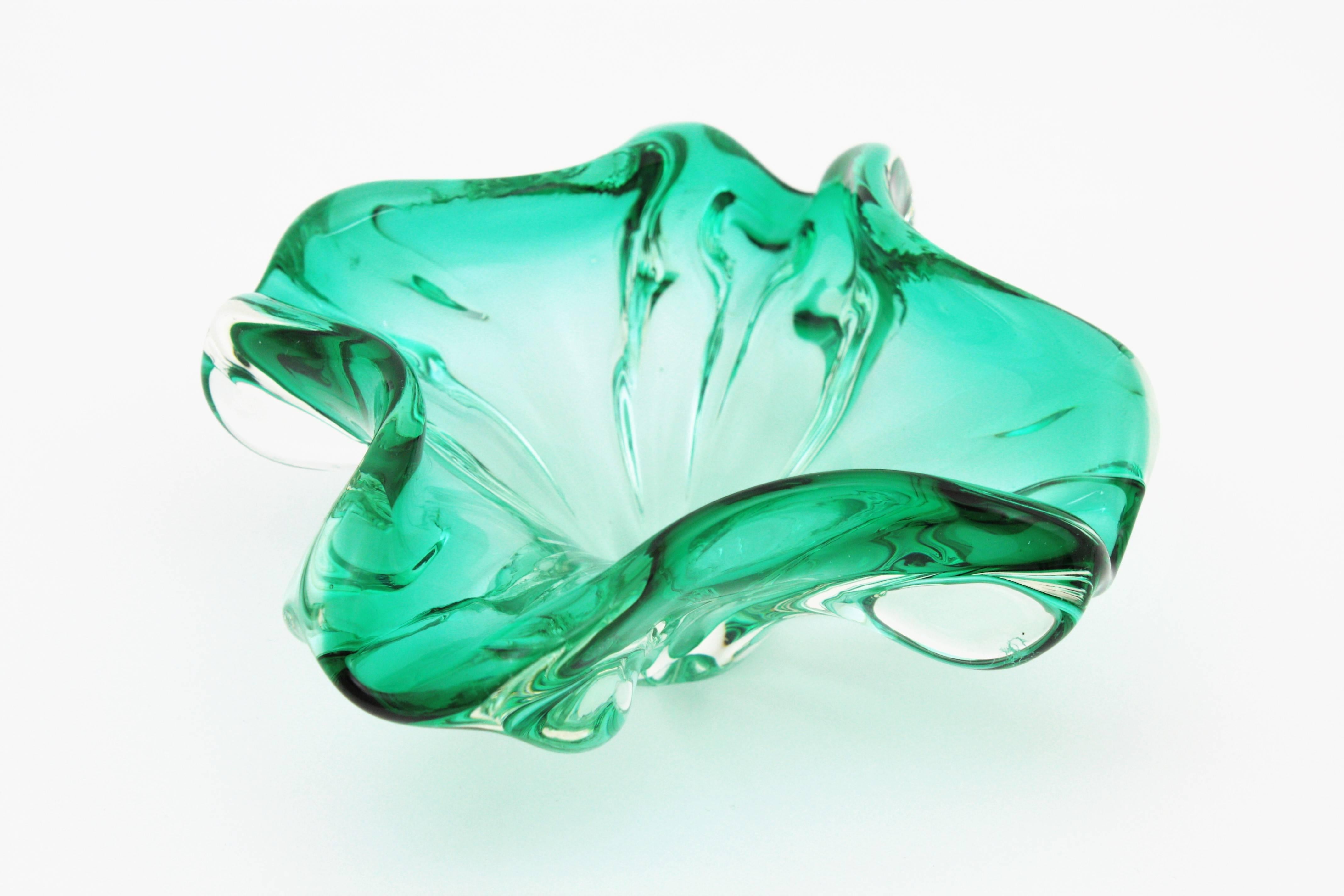 20th Century Murano Sommerso Aqua Green Art Glass Bowl, Ashtray or Vide-Poche For Sale