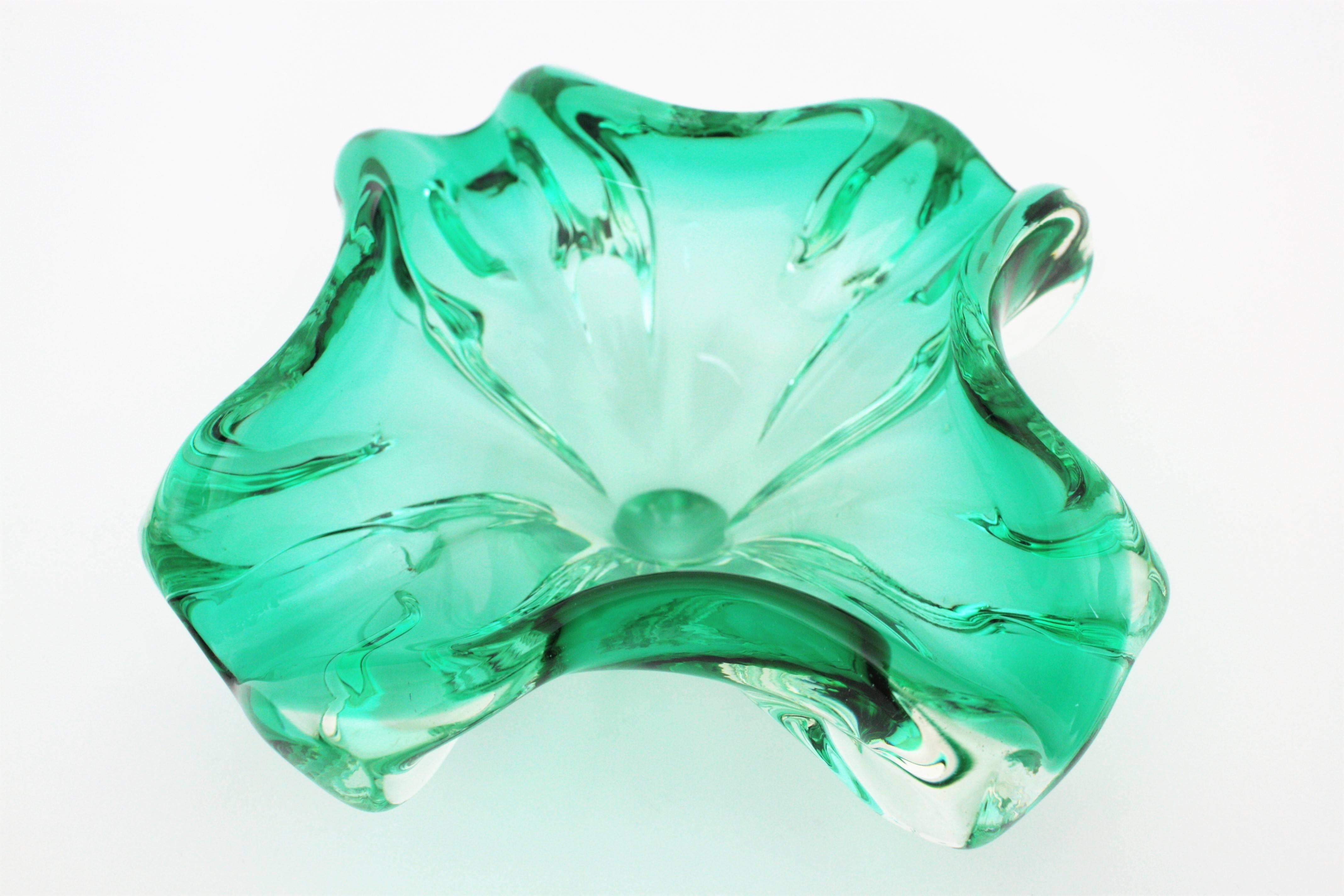 Murano Sommerso Aqua Green Art Glass Bowl, Ashtray or Vide-Poche For Sale 2