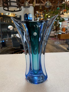 Jarrón de cristal artístico Murano Glass Sommerso azul y verde azulado, Italia, Mediados de siglo