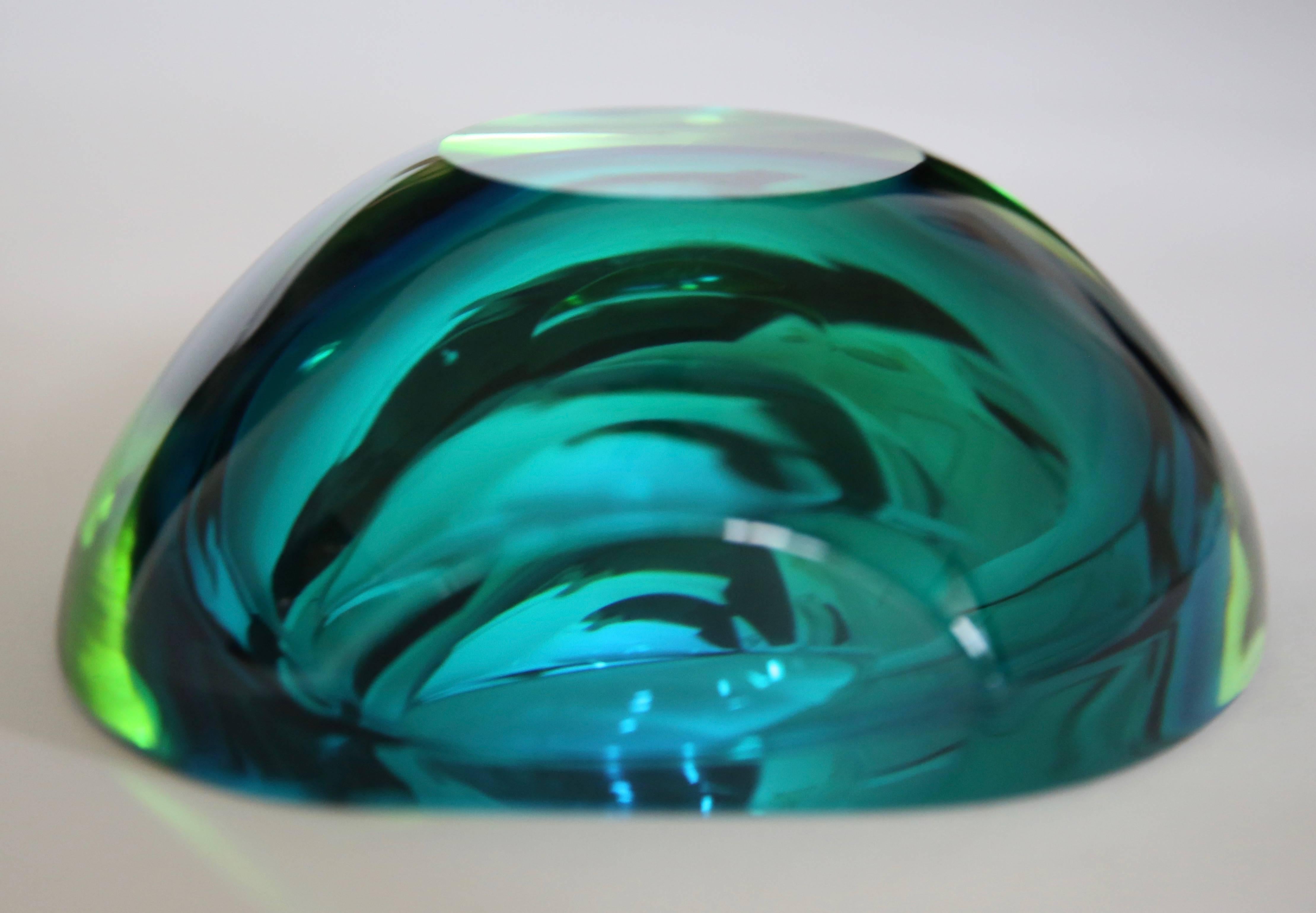 Late 20th Century Murano Sommerso Blue-Green Faceted Bowl by Mandruzzato, 1970