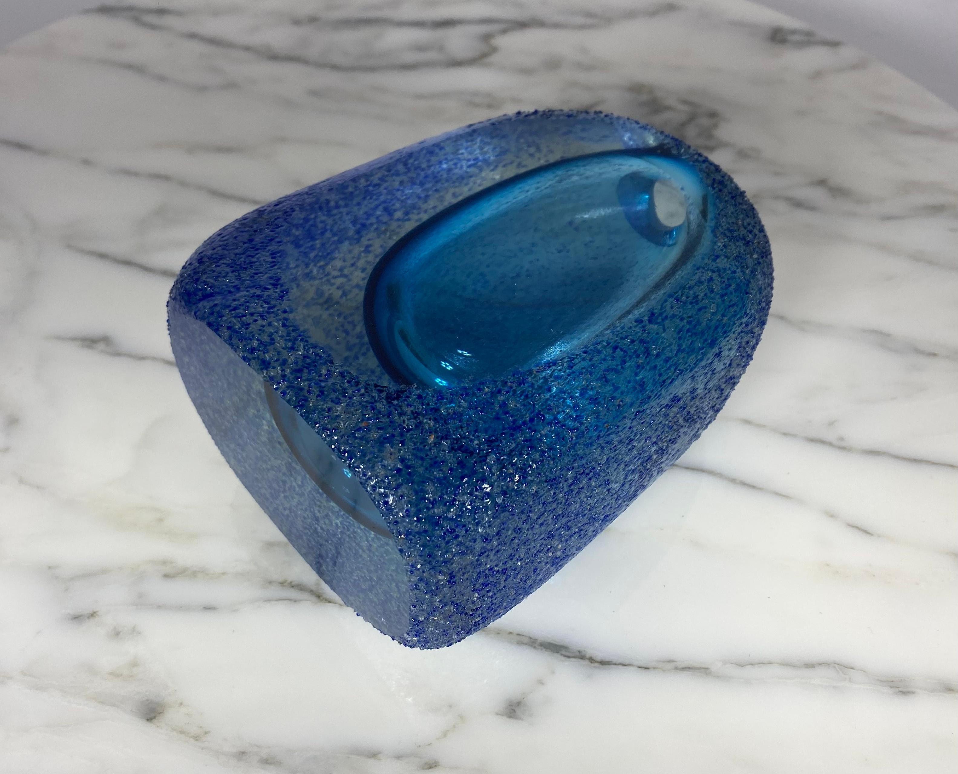 Hand-Crafted Murano Sommerso Cobalt and Azure BlueTextured Glass Vase For Sale