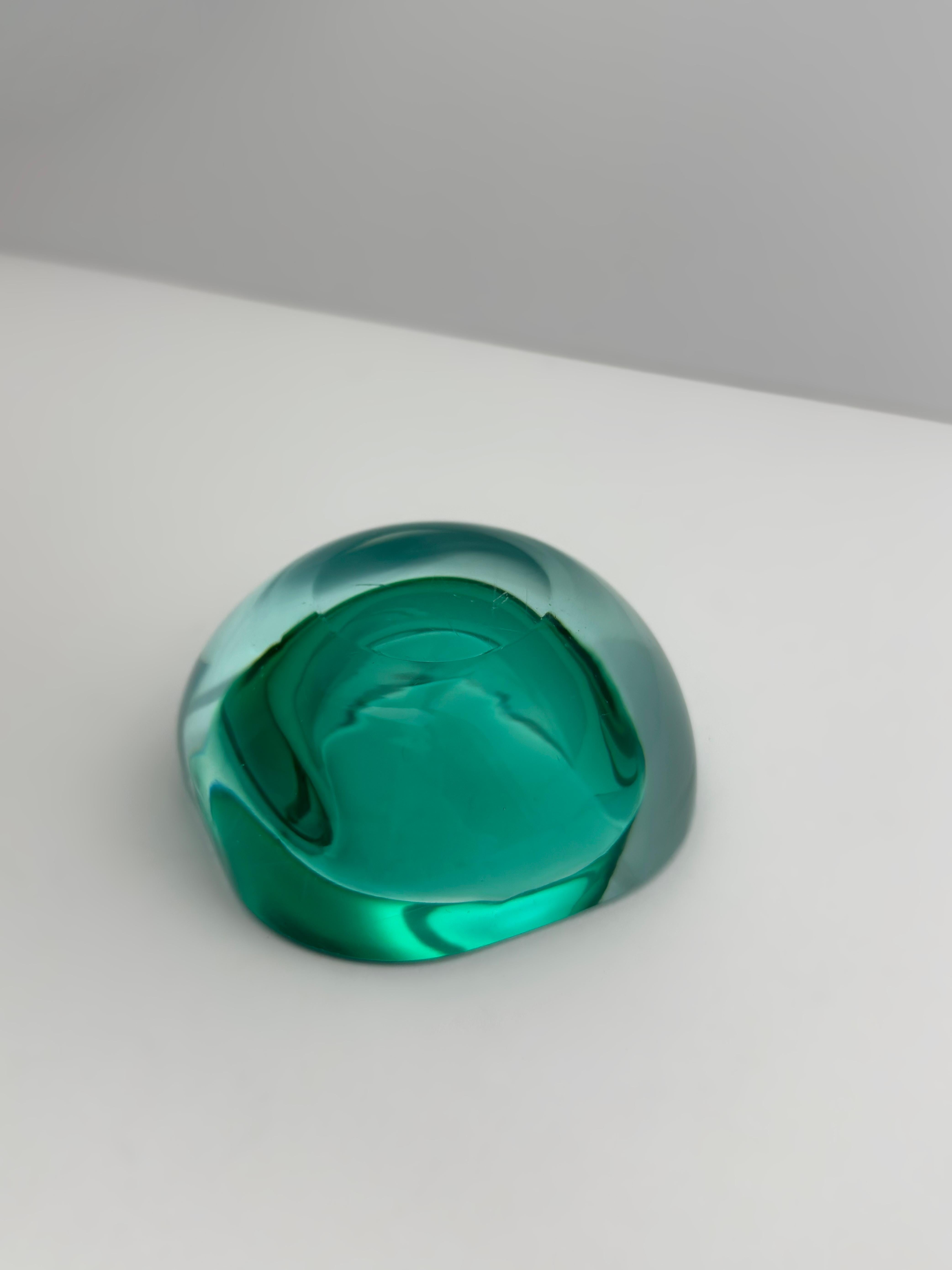 Murano Sommerso Geode Bowl by Archimede Seguso in Mint and Blue, Italy, 1960s For Sale 1