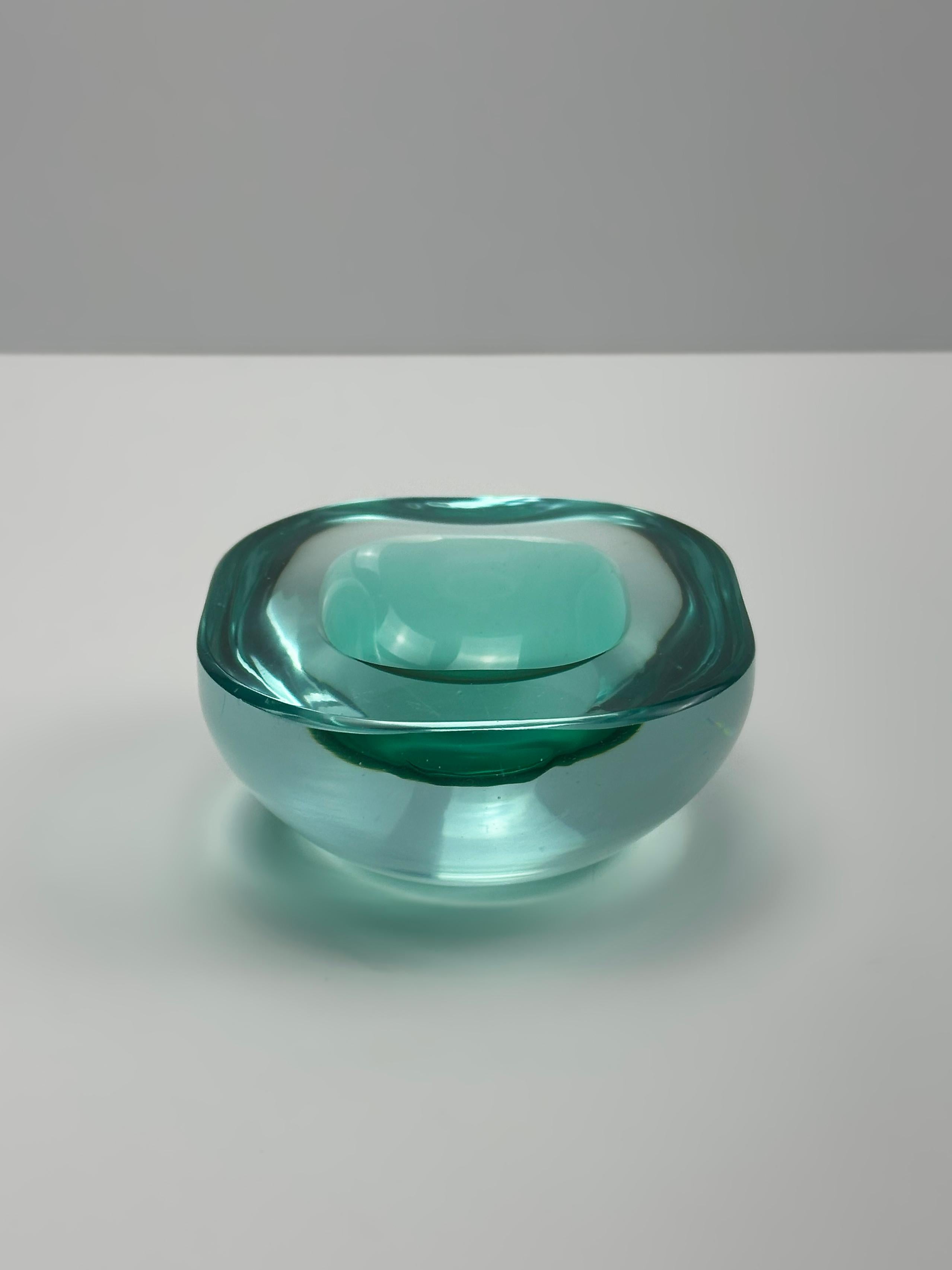 Murano Sommerso Geode Bowl by Archimede Seguso in Mint and Blue, Italy, 1960s For Sale 2