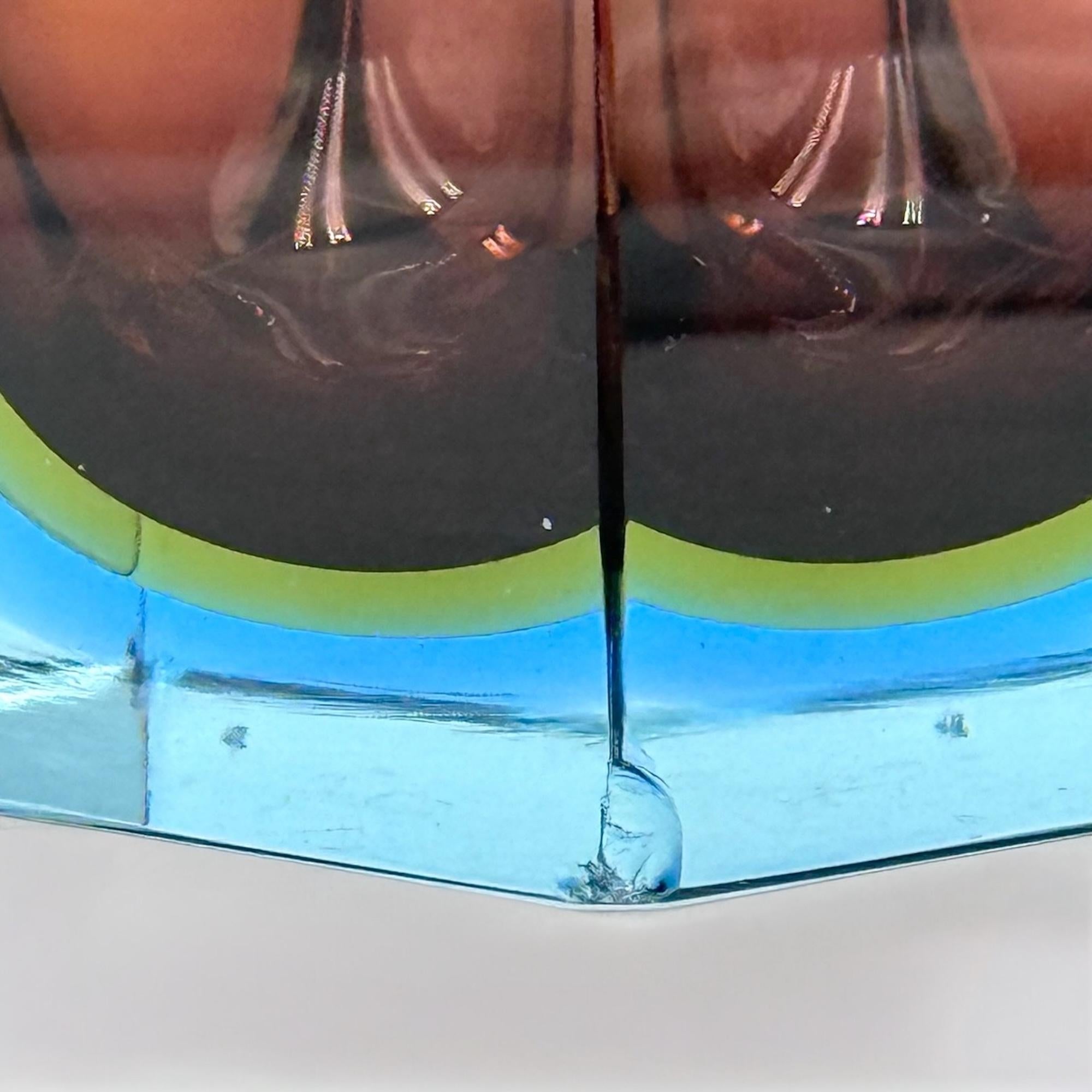 Vase/assiette d'art en verre de Murano Sommerso aux teintes bleue et ambrée, 1970 Bon état - En vente à San Benedetto Del Tronto, IT
