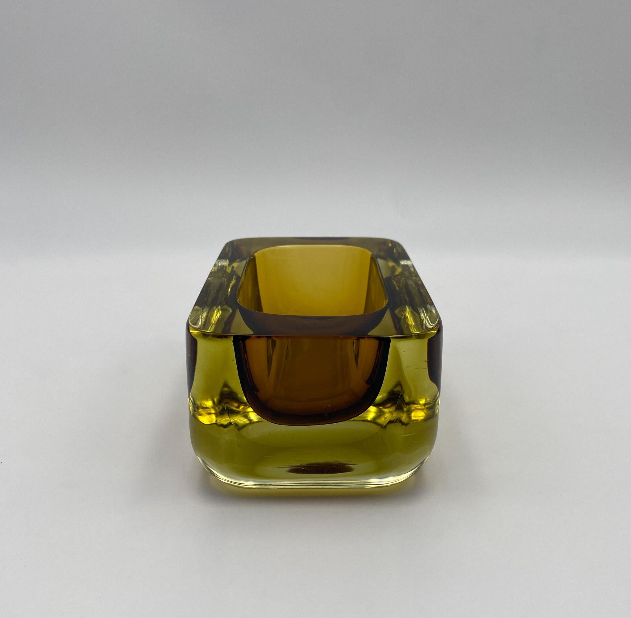 Ciotola in vetro di Murano Glass Sommerso / Vide Poche, Italia, anni '70 in vendita 3
