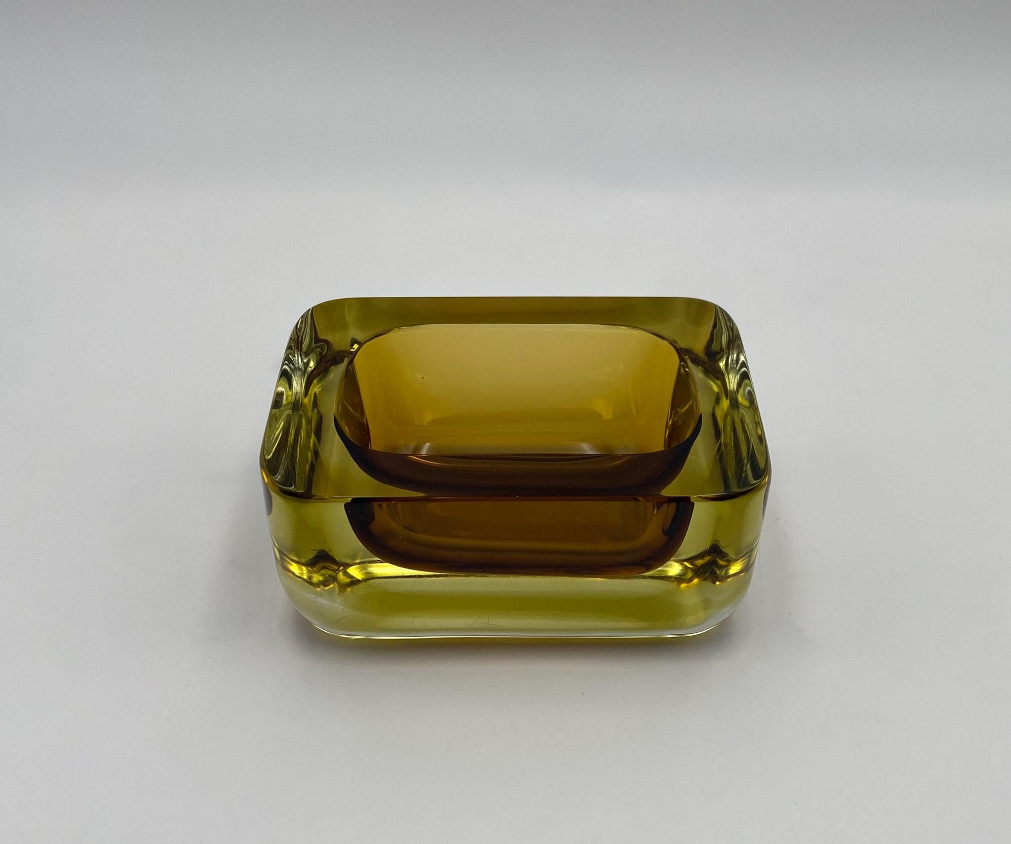 Murano Sommerso Glass Block Bowl / Vide Poche, Italy, 1970's  For Sale 8