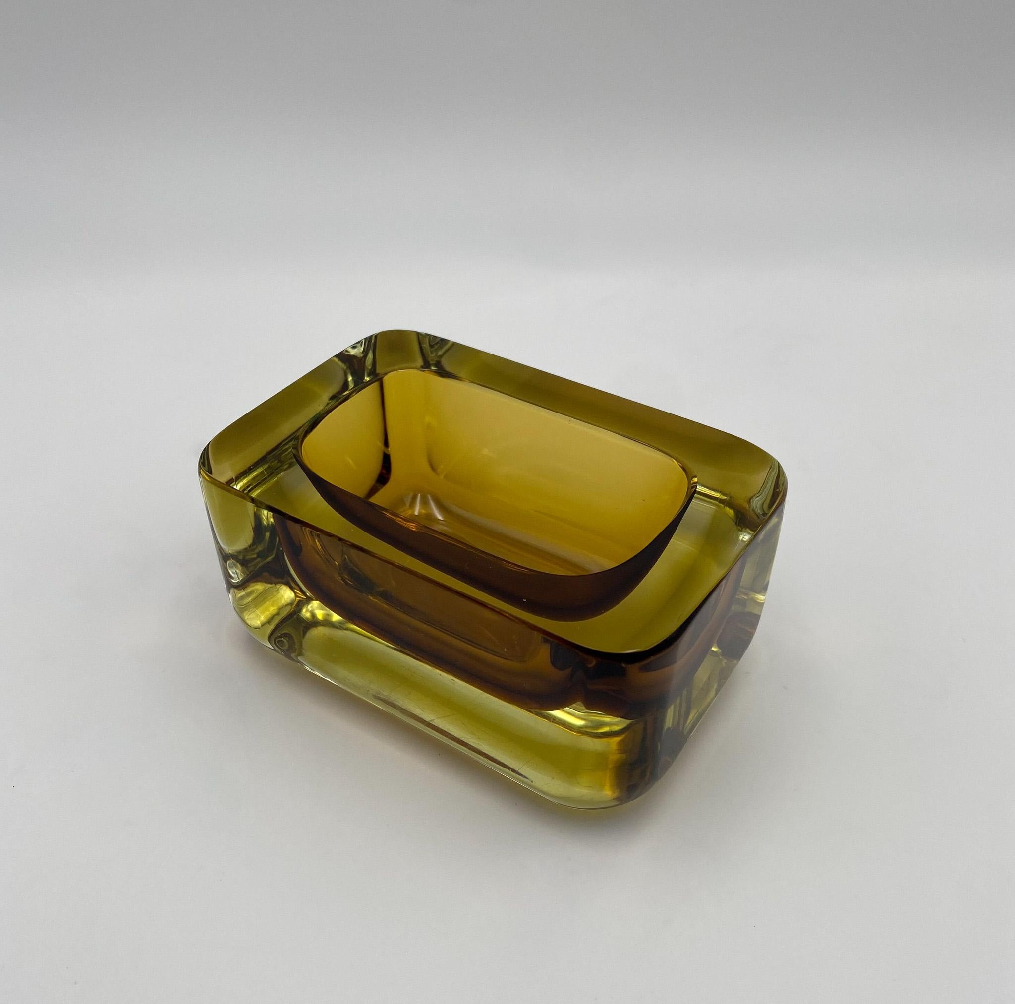 Mid-Century Modern Murano Sommerso Glass Block Bowl / Vide Poche, Italy, 1970's  For Sale