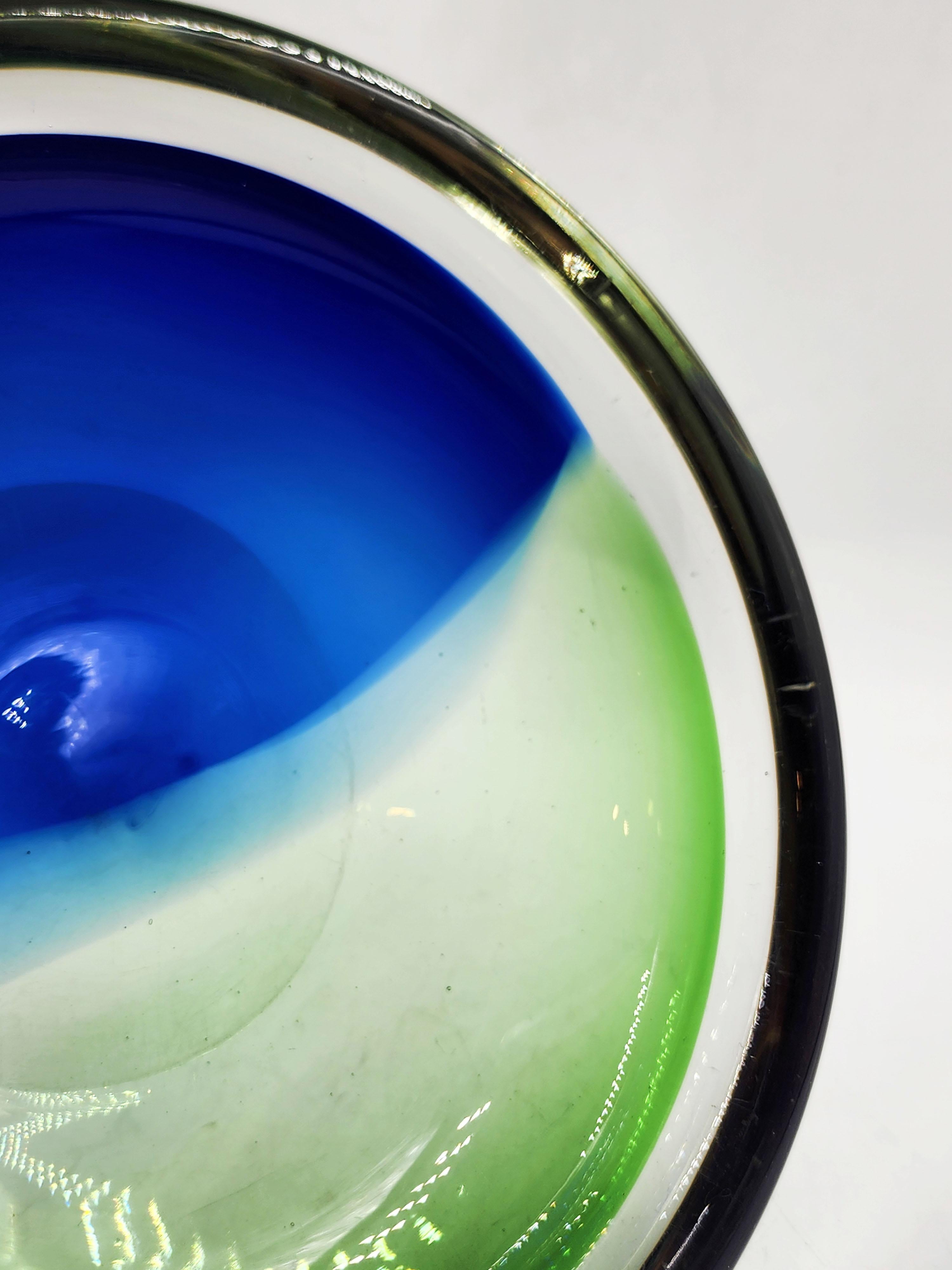 Murano Sommerso glass bowl by Venini from the 1960s In Good Condition For Sale In Autonomous City Buenos Aires, CABA
