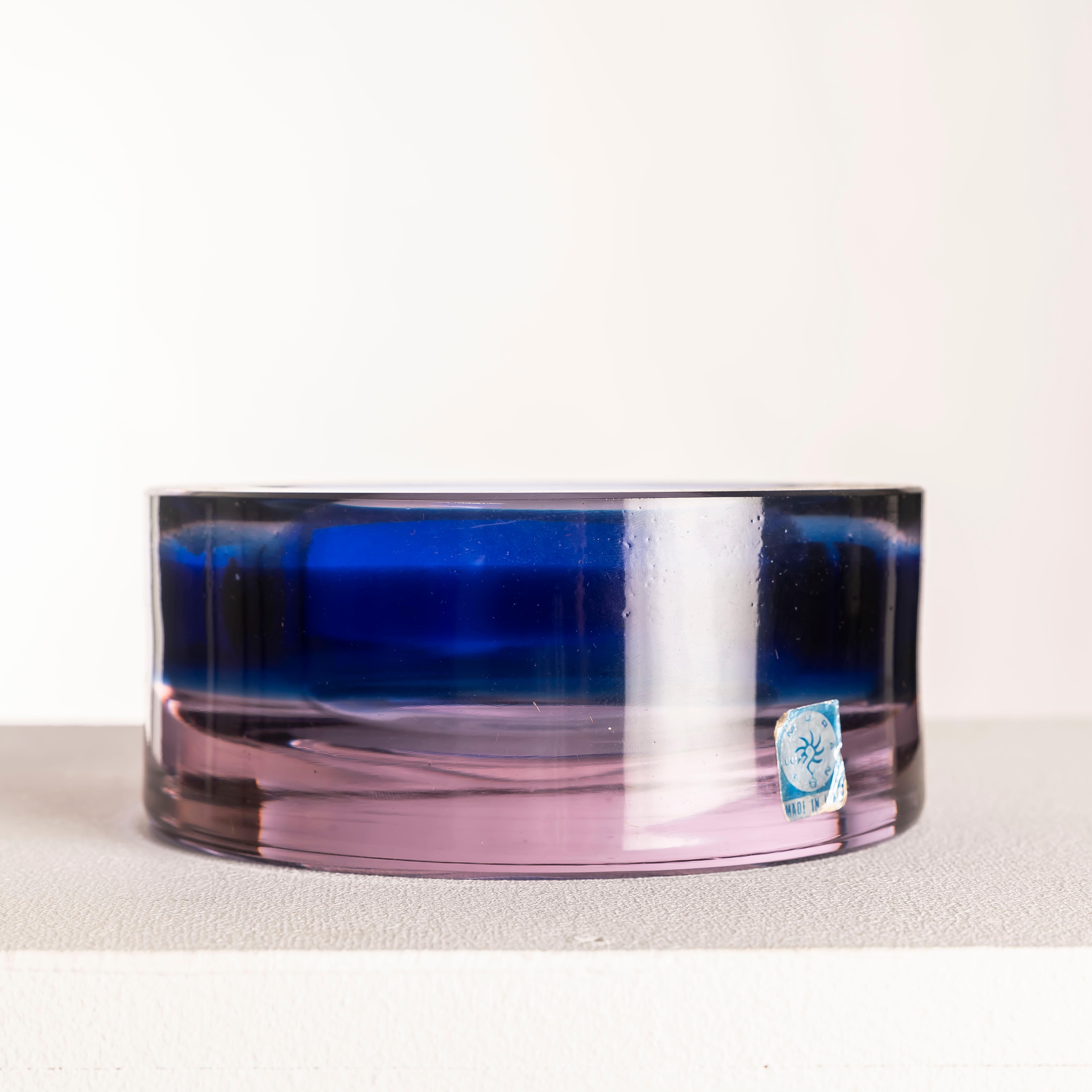 20ième siècle Bol en verre Murano Sommerso bleu et violet avec Label d'origine, Italie, années 1960 en vente