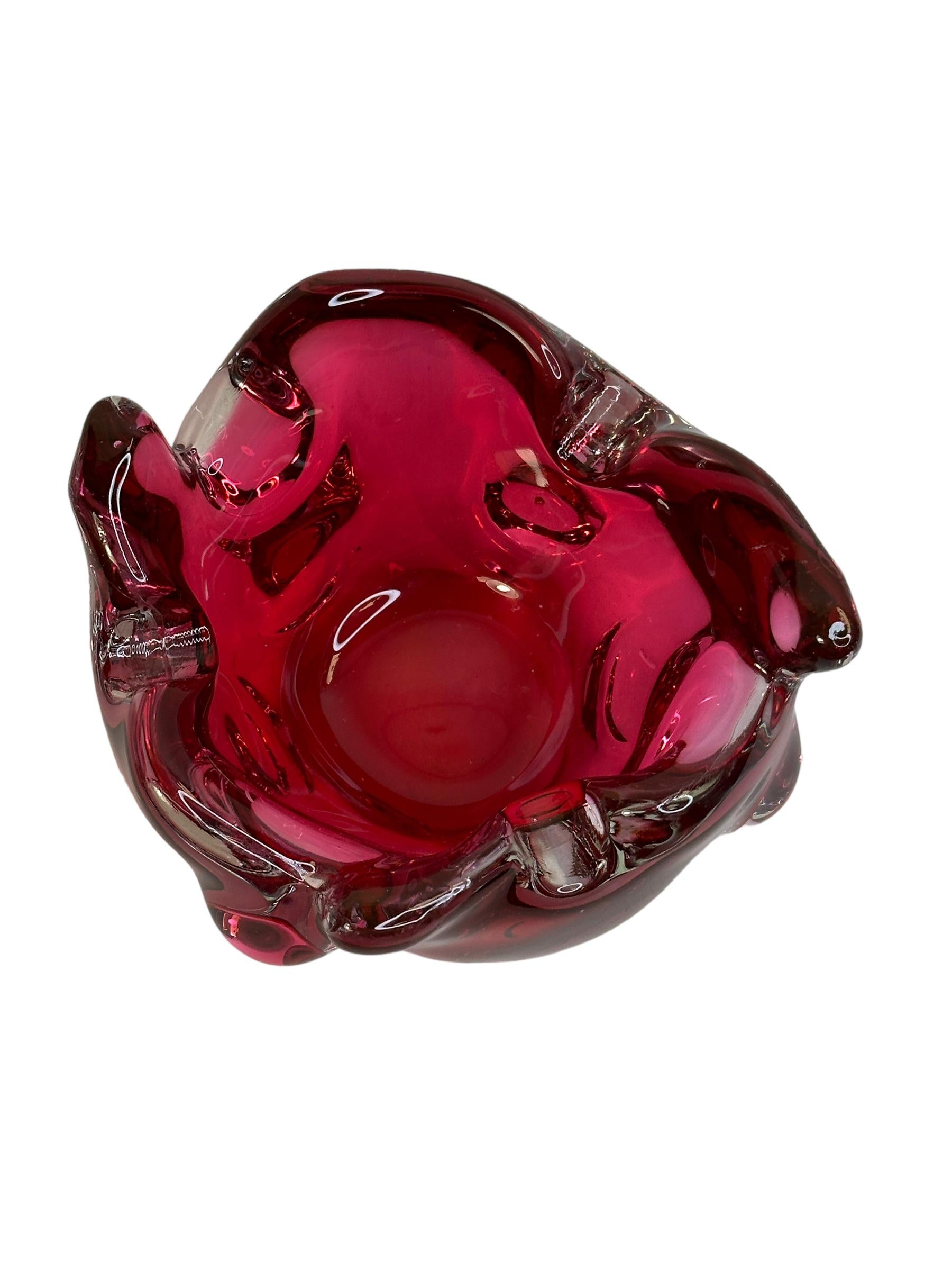 Hand-Crafted Murano Sommerso Glass Cigar Ashtray Dark Pink and Clear, Vintage, Italy, 1970s For Sale