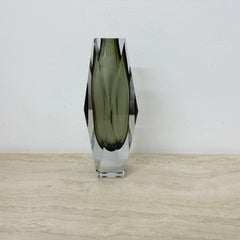 Facettierte Vase aus Murano Glass Sommerso von Flavio Poli , 1970er Jahre