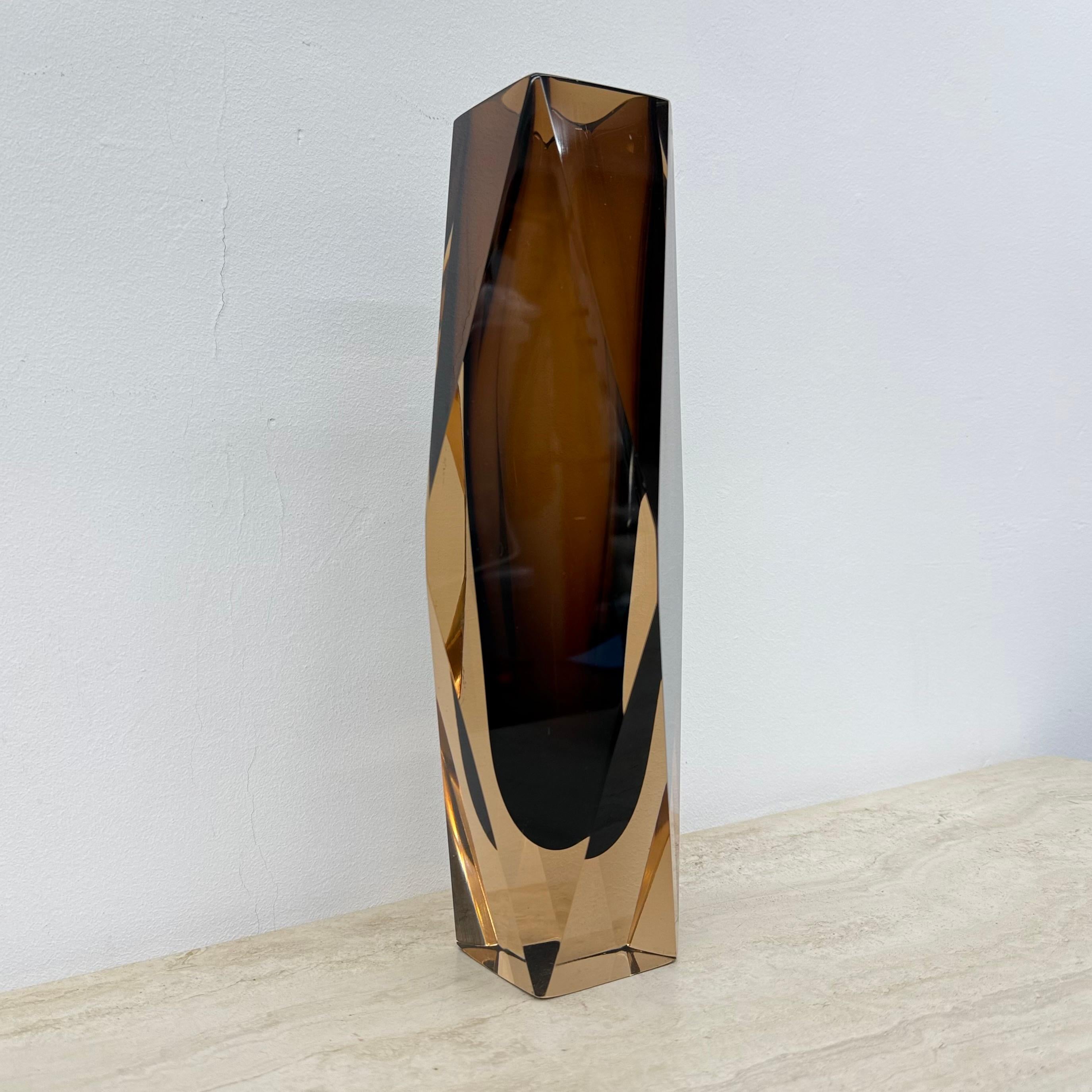 Italian Murano sommerso glass faceted vase by Flavio Poli , 1970s For Sale